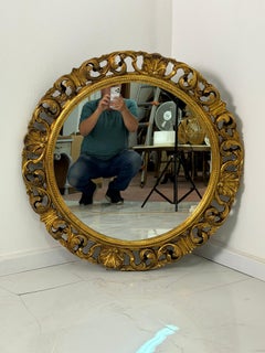 Large Circular Wall Mirror in Carved Gilded Wood, 1940s