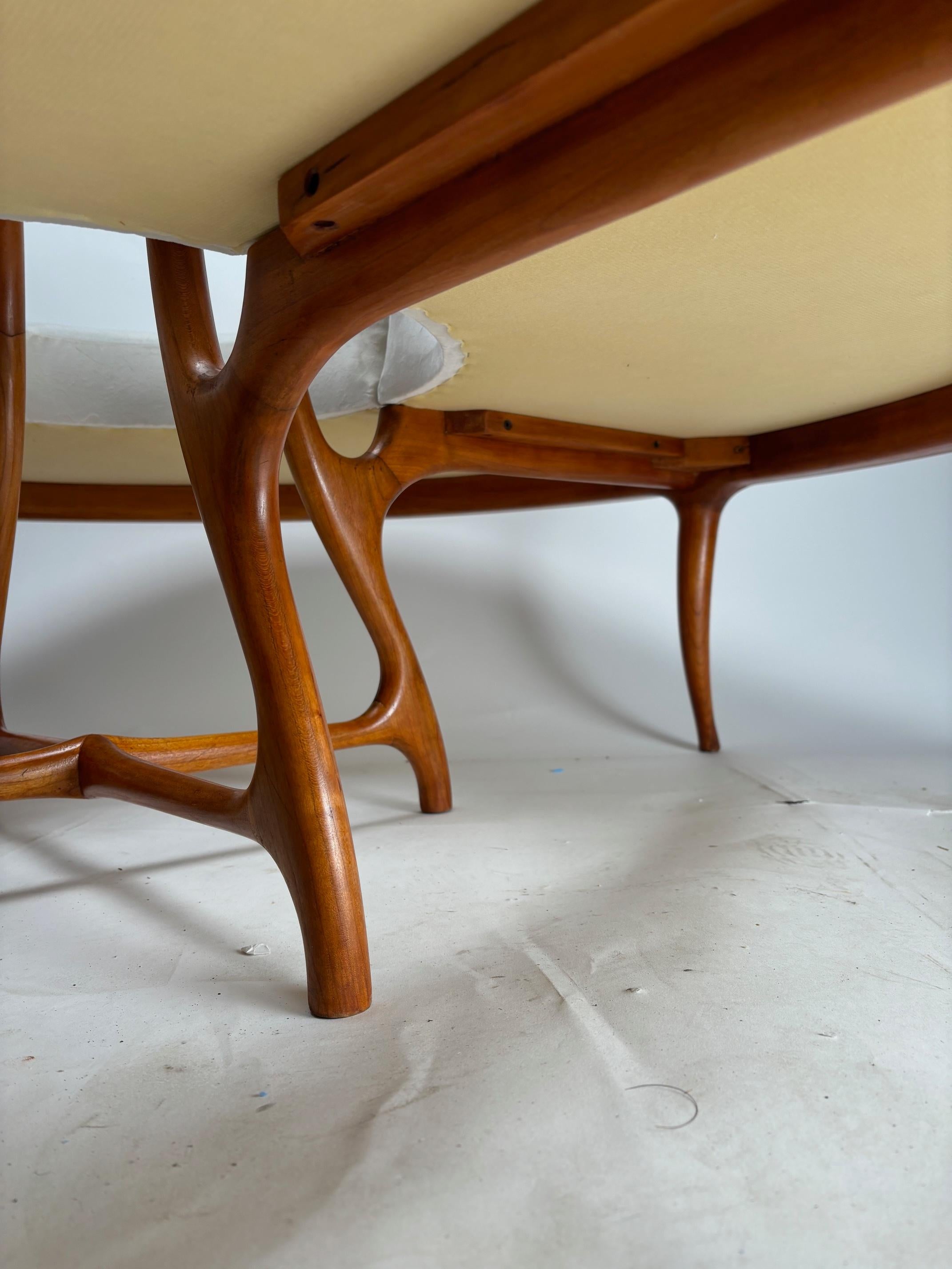 Large circular wooden sofa, Italian Mid-Century Style For Sale 1