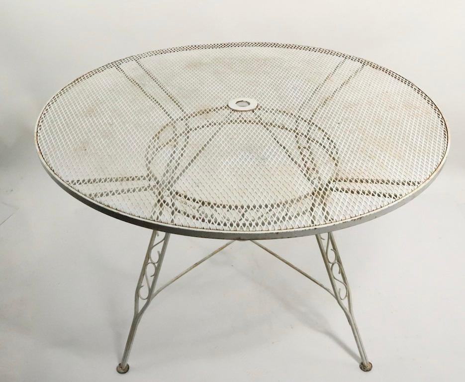 large circular garden table