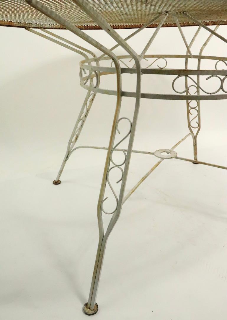 Large Circular Wrought Iron Garden Patio Table Attributed to Woodard In Good Condition In New York, NY