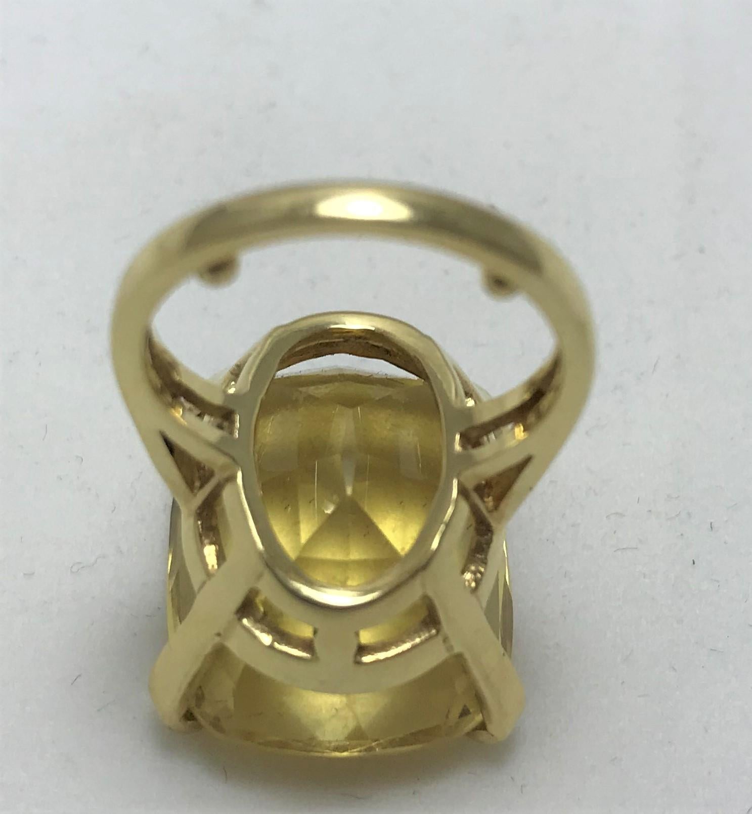 Large Citrine and Gold Cocktail Ring In Good Condition For Sale In Cincinnati, OH