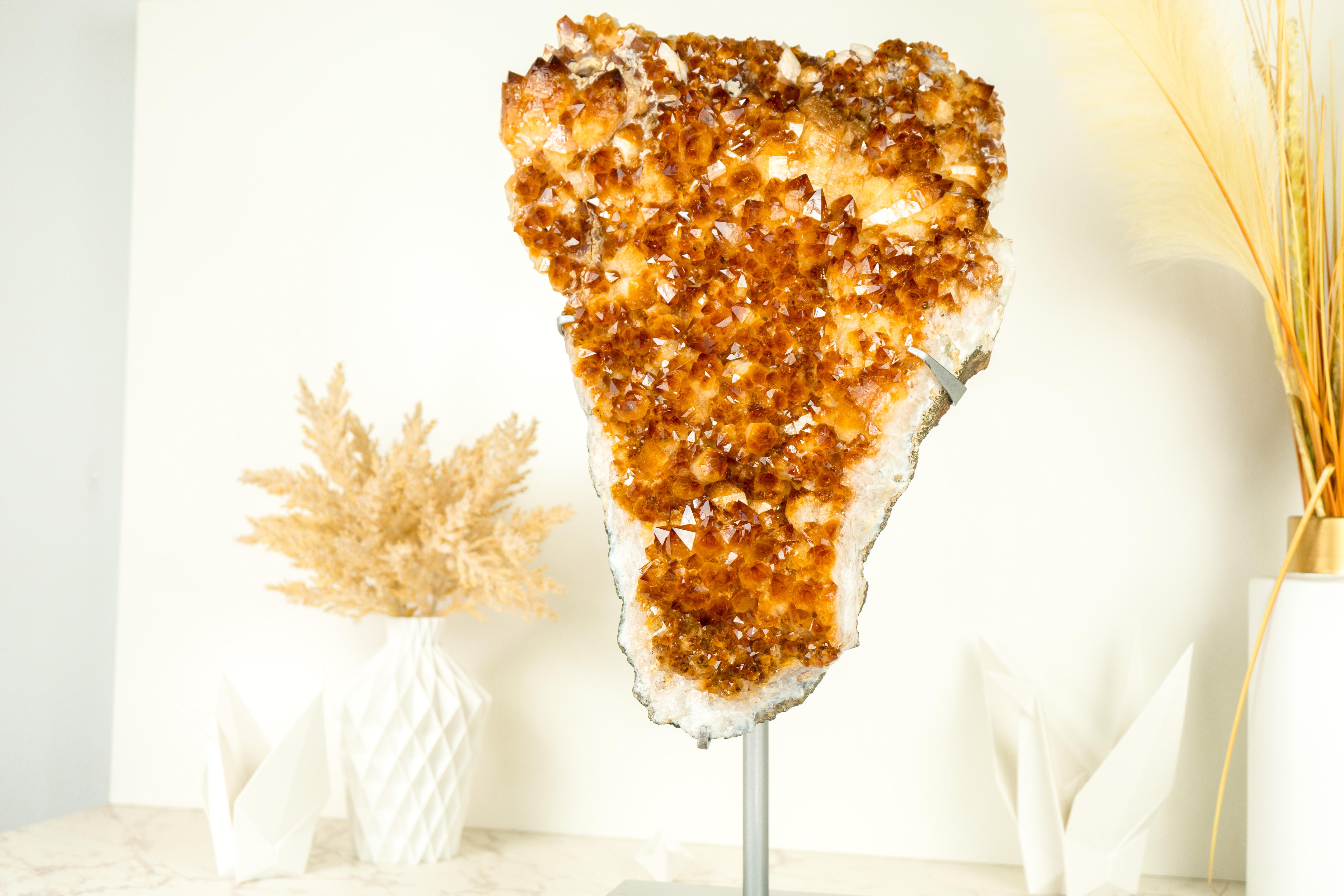 Large Citrine Cluster with Madeira Orange Druzy, a Decor Statement Piece In New Condition For Sale In Ametista Do Sul, BR