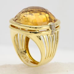 Large Citrine Ring Cocktail statement 18 Karat Gold Natural Yellow Gemstone