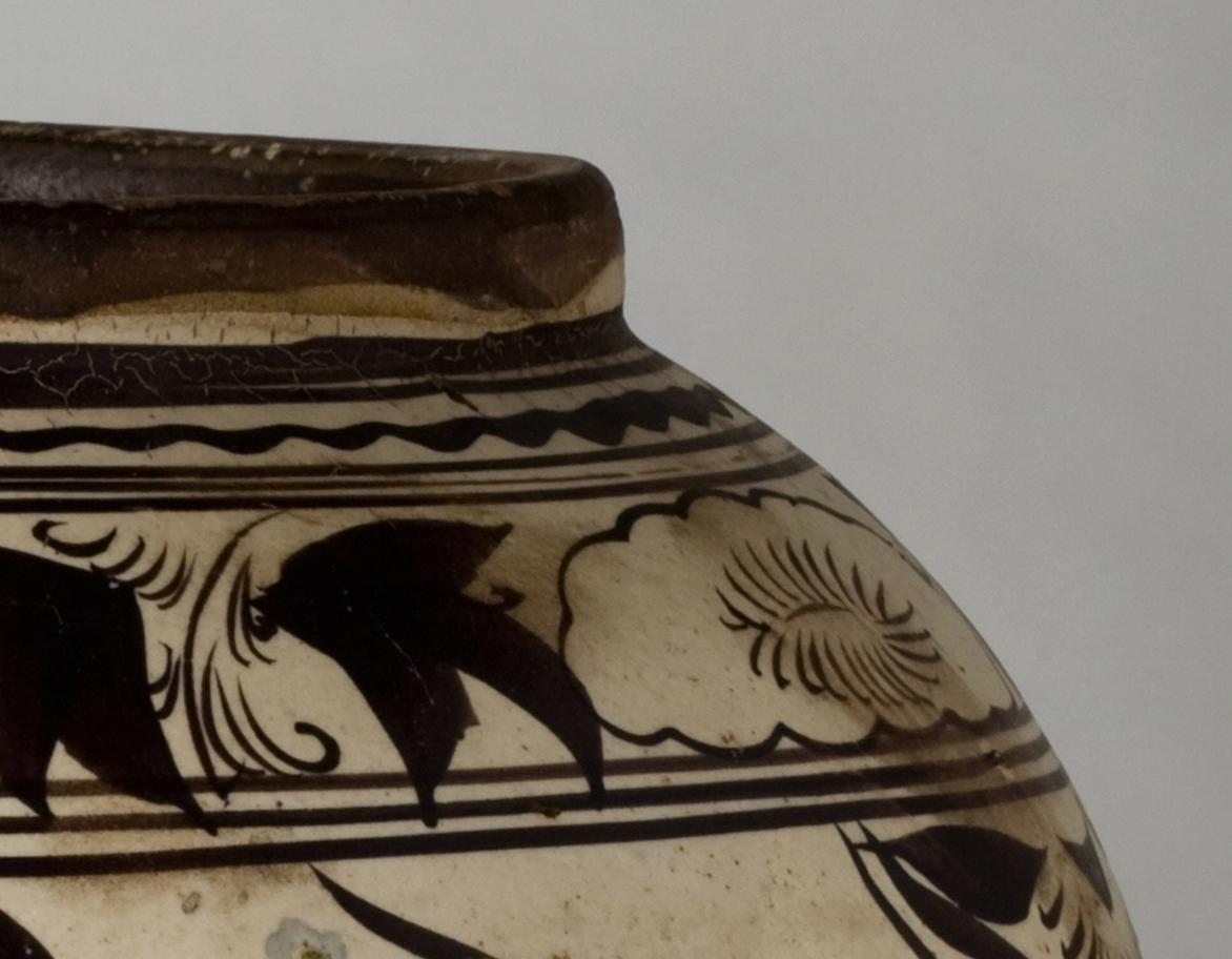 Large Cizhou Jar, Yuan Dynasty In Good Condition For Sale In seoul, KR