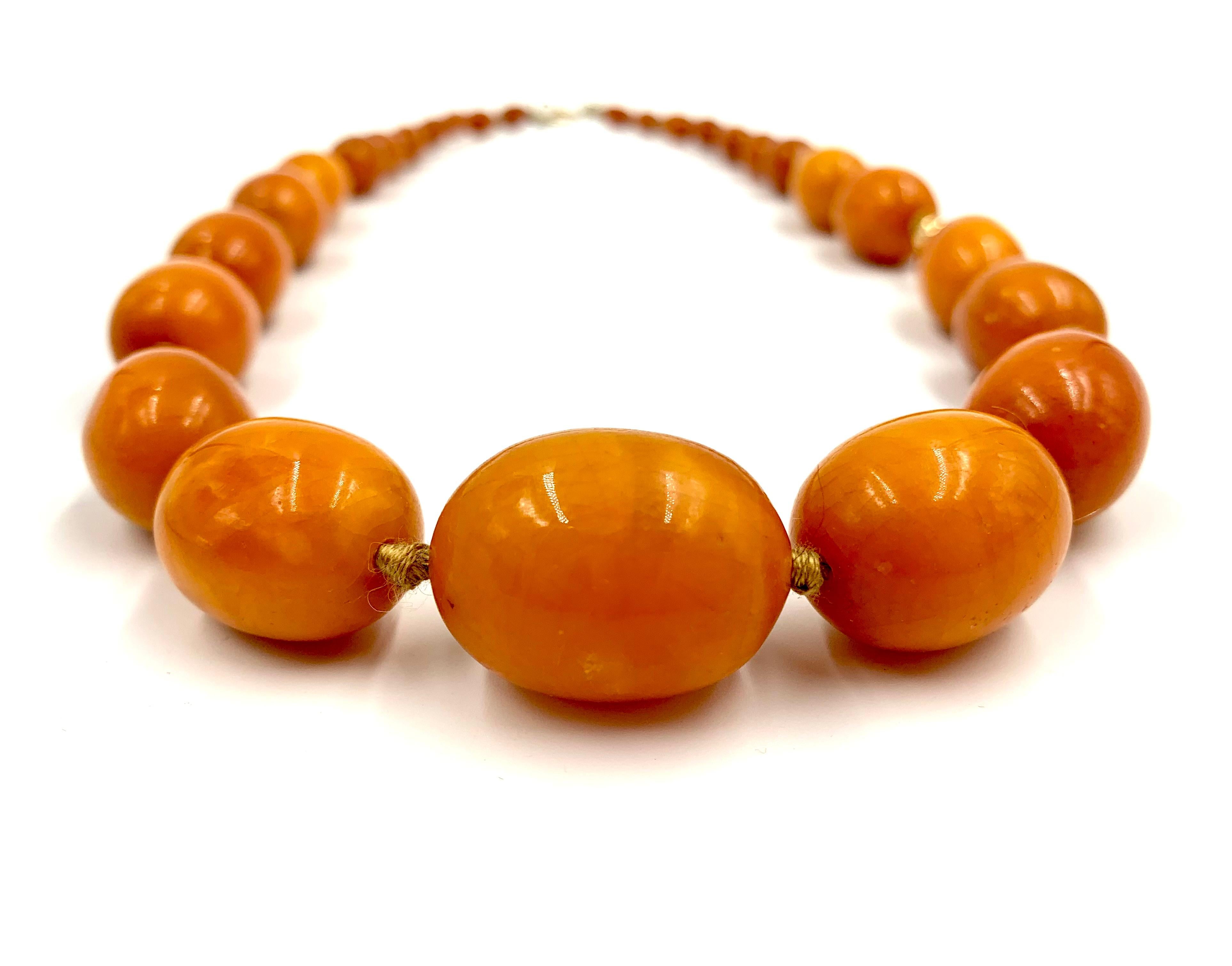 Large Classic Antique Butterscotch Baltic Amber and 14K Gold Bead Necklace For Sale 2