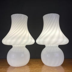 Grandes lampes de table classiques de Murano Champignon Italie 1970 Lot de 2