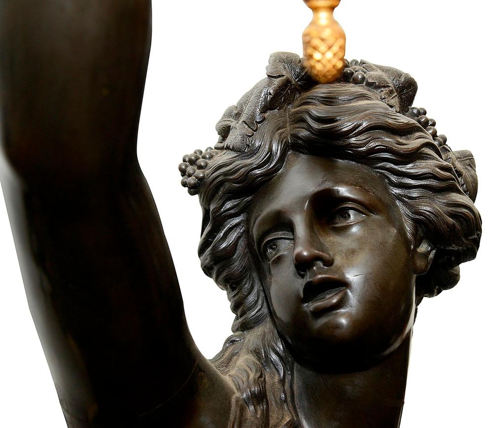 Grec classique Grand chandelier classique en bronze du XIXe siècle en vente