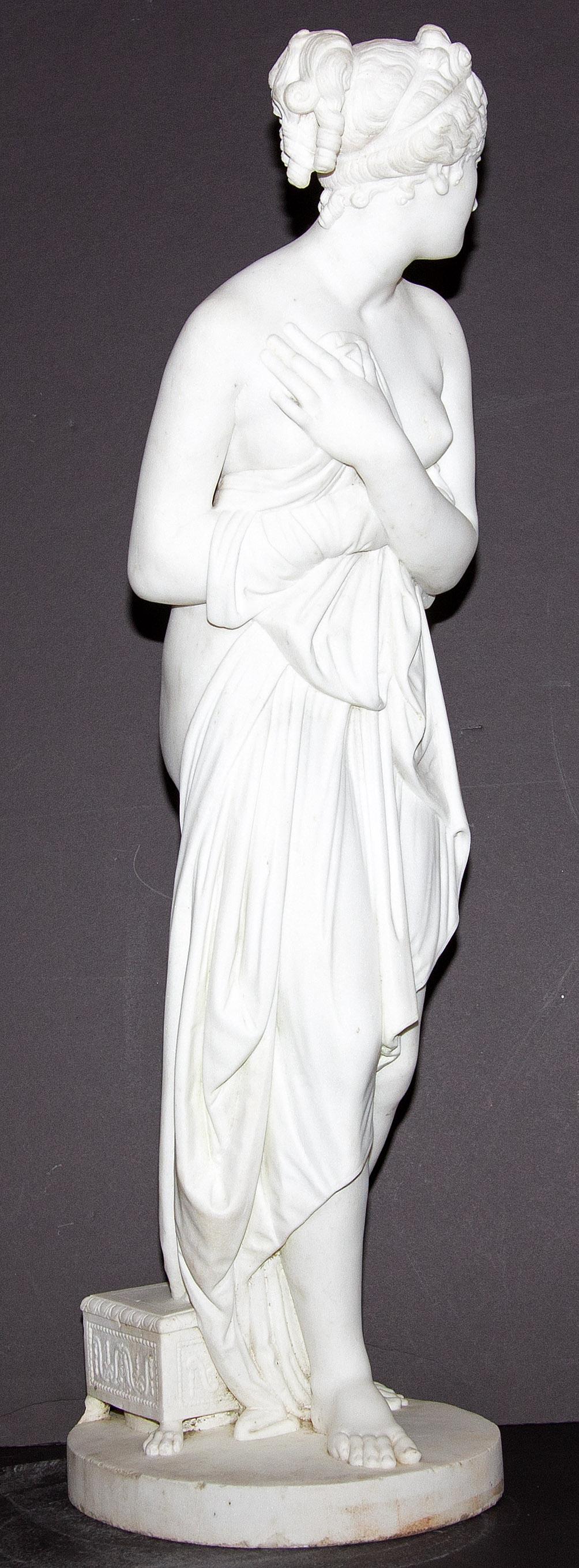 Klassische Marmorstatue „Venus Italica“ aus dem 19. Jahrhundert (Stein)