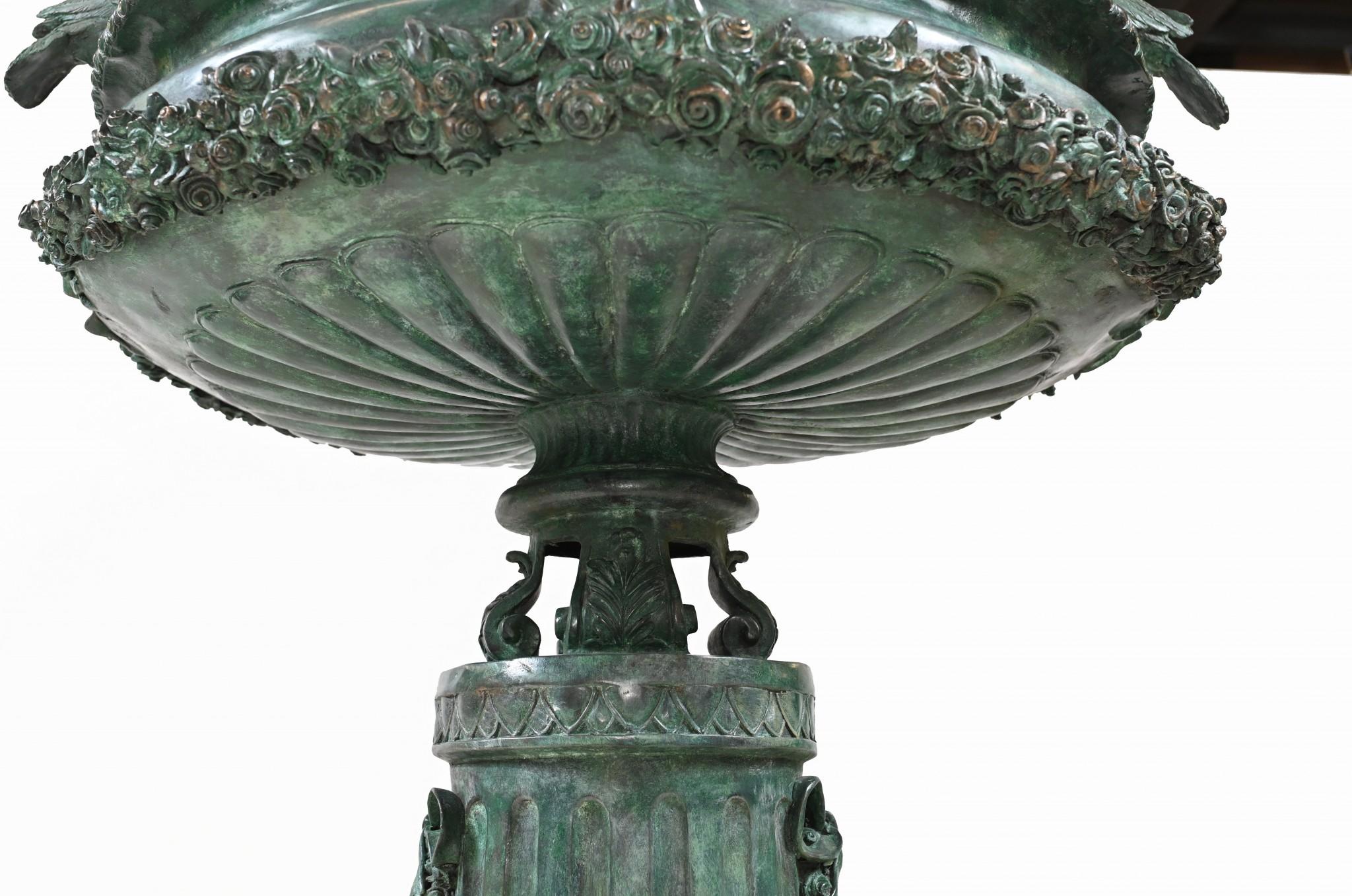 Large Classical Italian Bronze Bird Fountain Statue For Sale 1