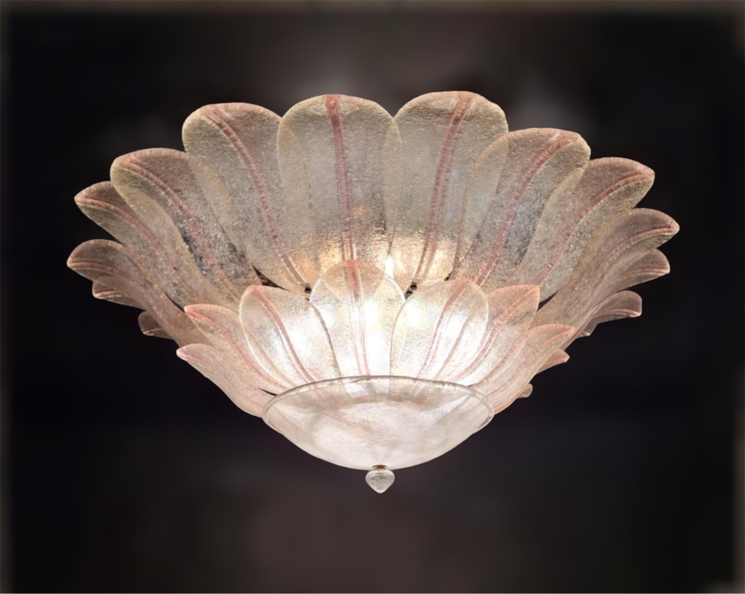 Graniglia Murano de color rosa y transparente, grande y empotrable siglo XX en venta