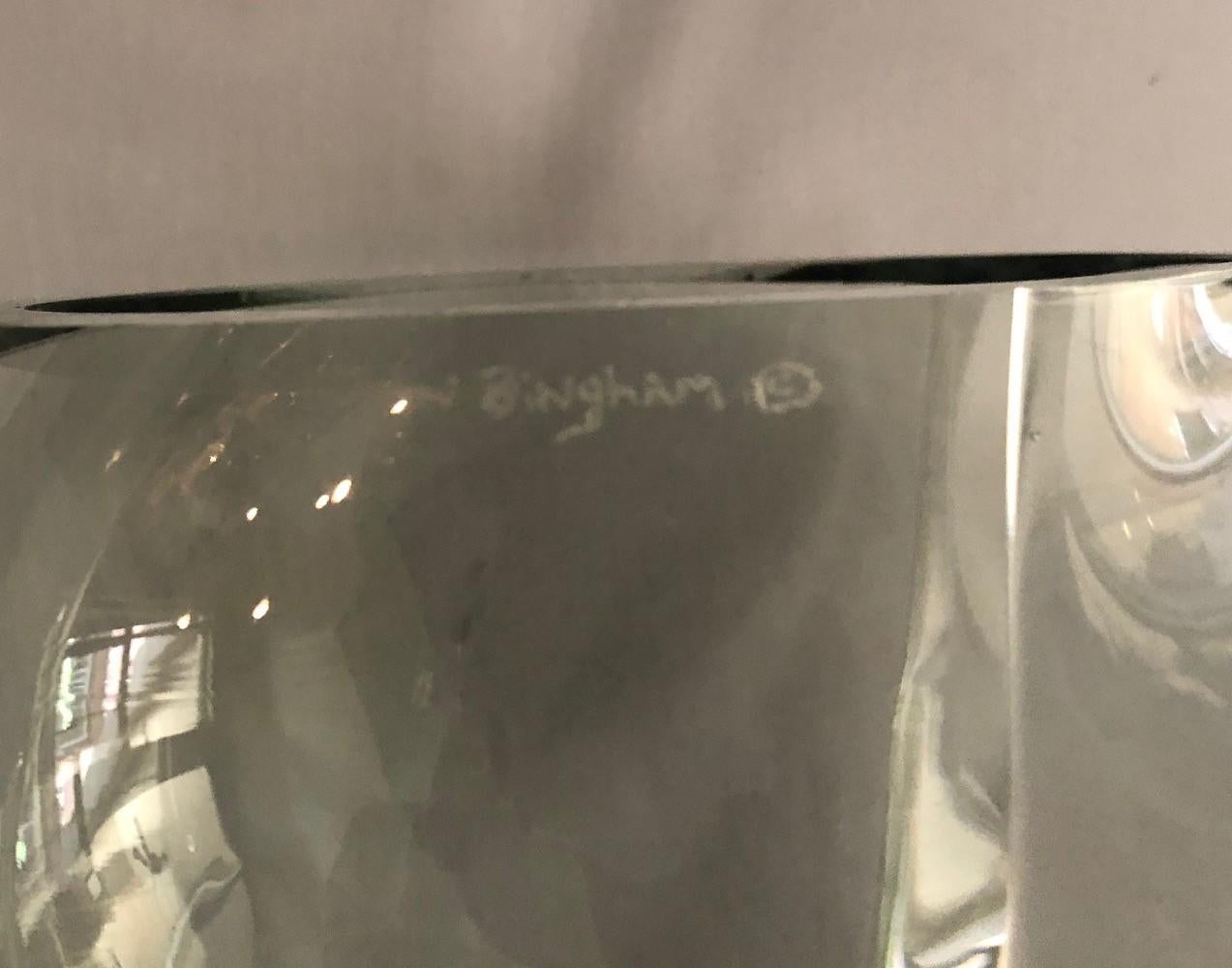 Grande sculpture d'orbe en verre d'art transparent de John Bingham en vente 3