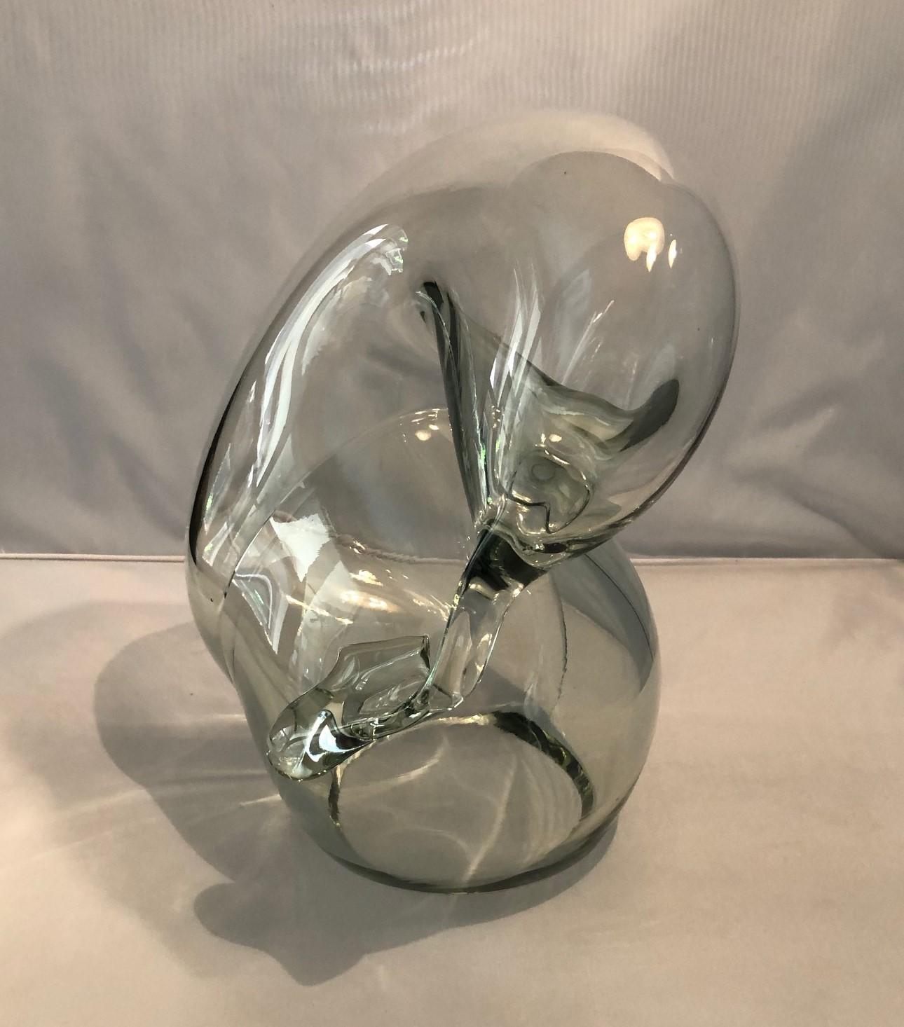 Organique Grande sculpture d'orbe en verre d'art transparent de John Bingham en vente