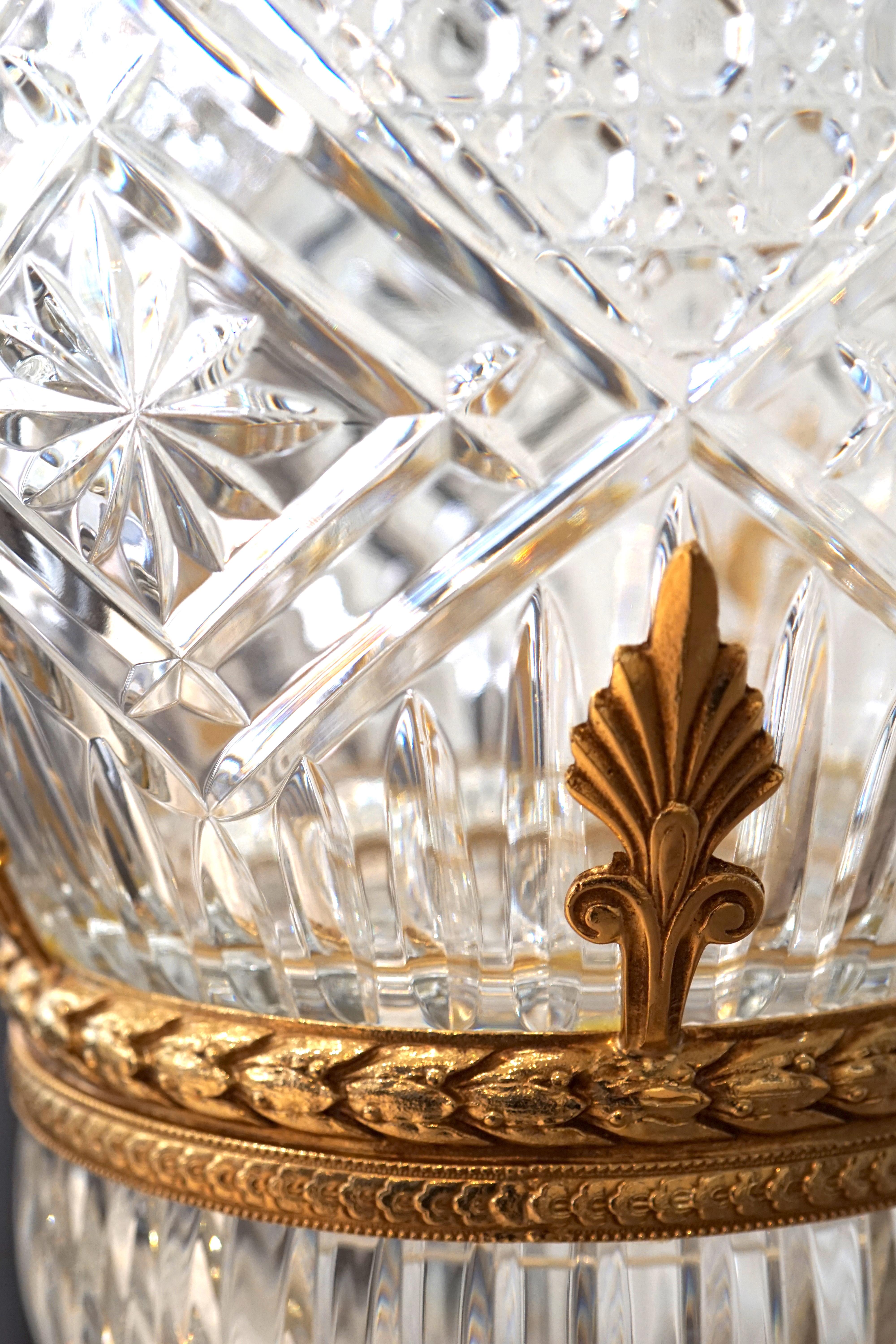 Large Clear Crystal Vase Design Palmier with Covered Gold Bronze In Good Condition For Sale In Montbronn, FR