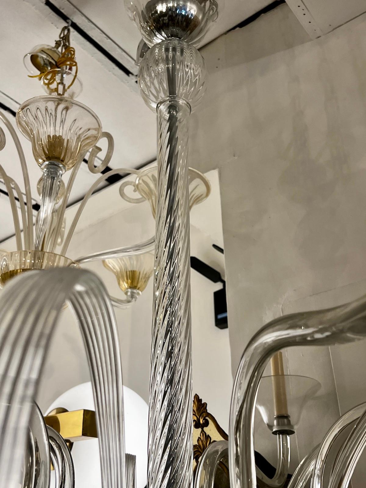 Grande lampadario di Murano in vetro trasparente in vendita 4