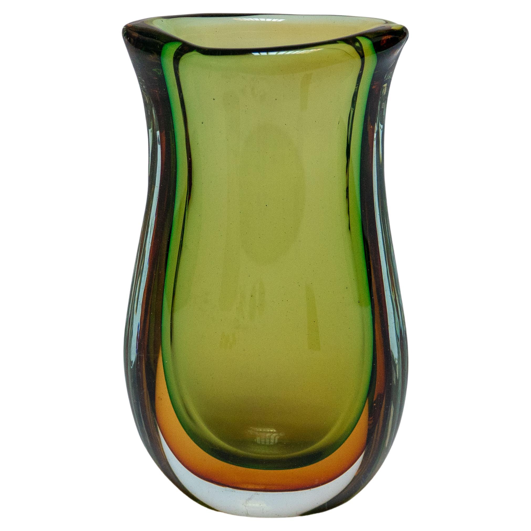 Grand vase vert, verre sommerso de Murano En vente sur 1stDibs