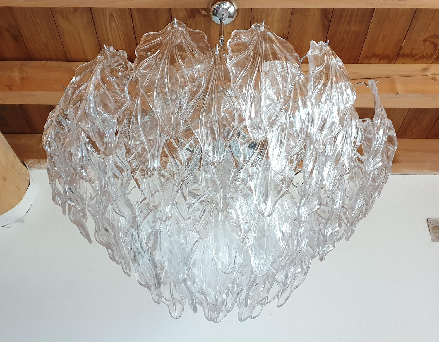 Large Clear Murano Glass Leaves Mid-Century Modern Chandelier, Barovier Style In Excellent Condition In Dallas, TX
