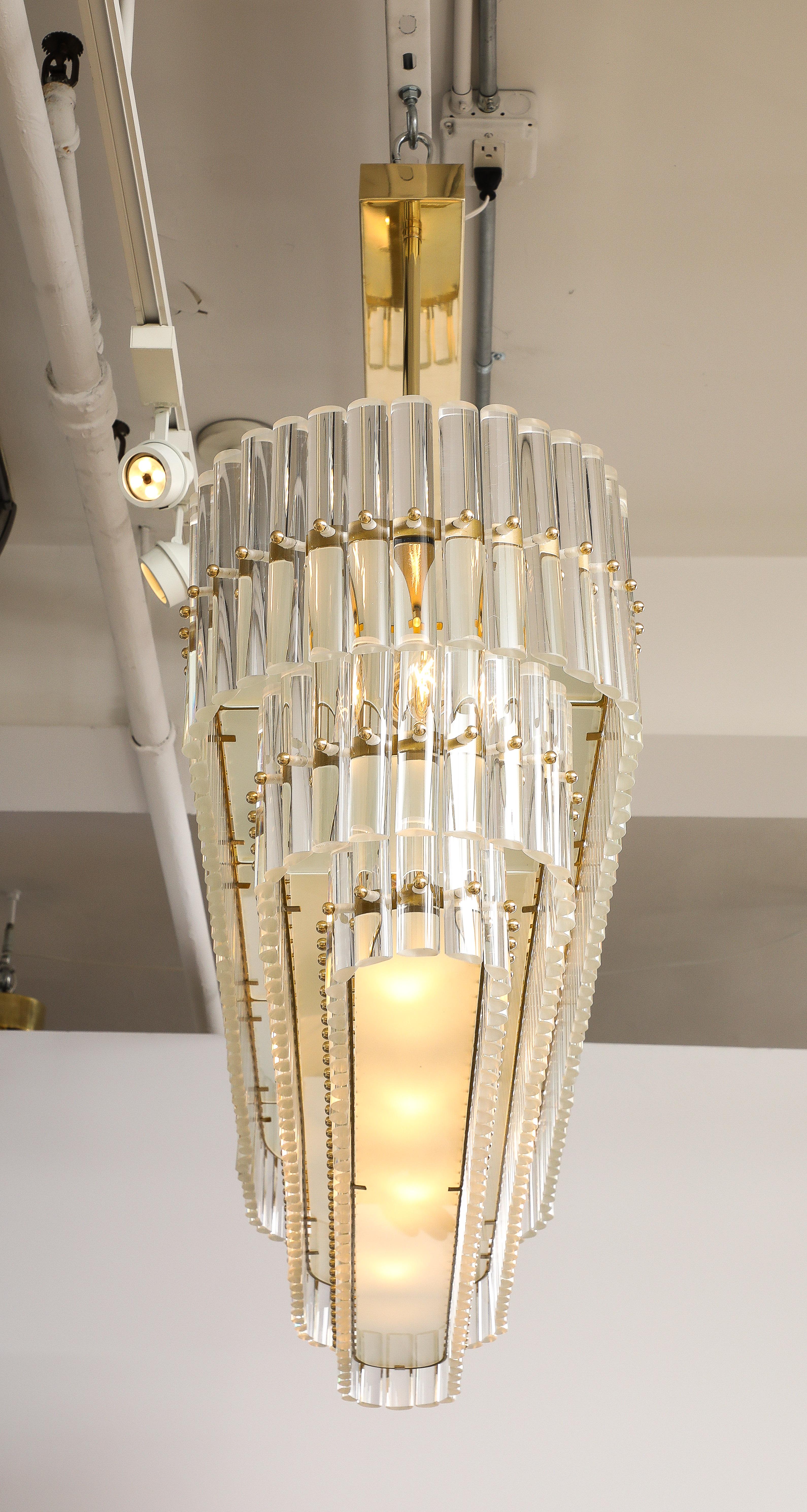Large Clear Murano Glass Rods with Brass Frame Tiered Oval Chandelier, Italy For Sale 1