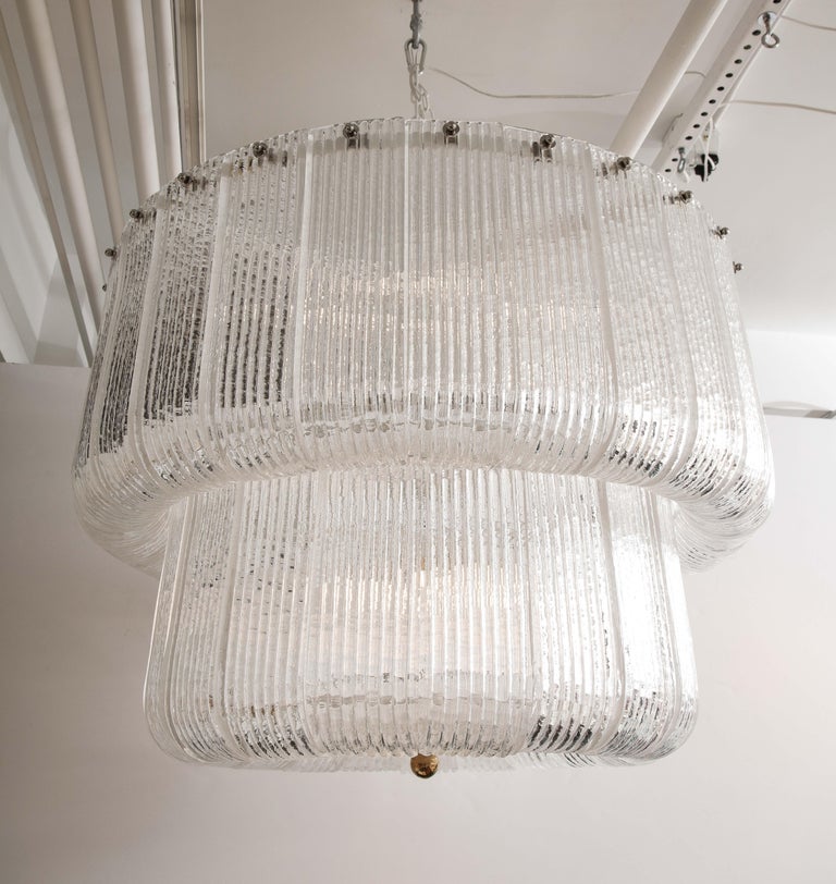 Contemporary Large Clear Murano Glass Round Chandelier in the Style of Barovier & Toso, Italy For Sale