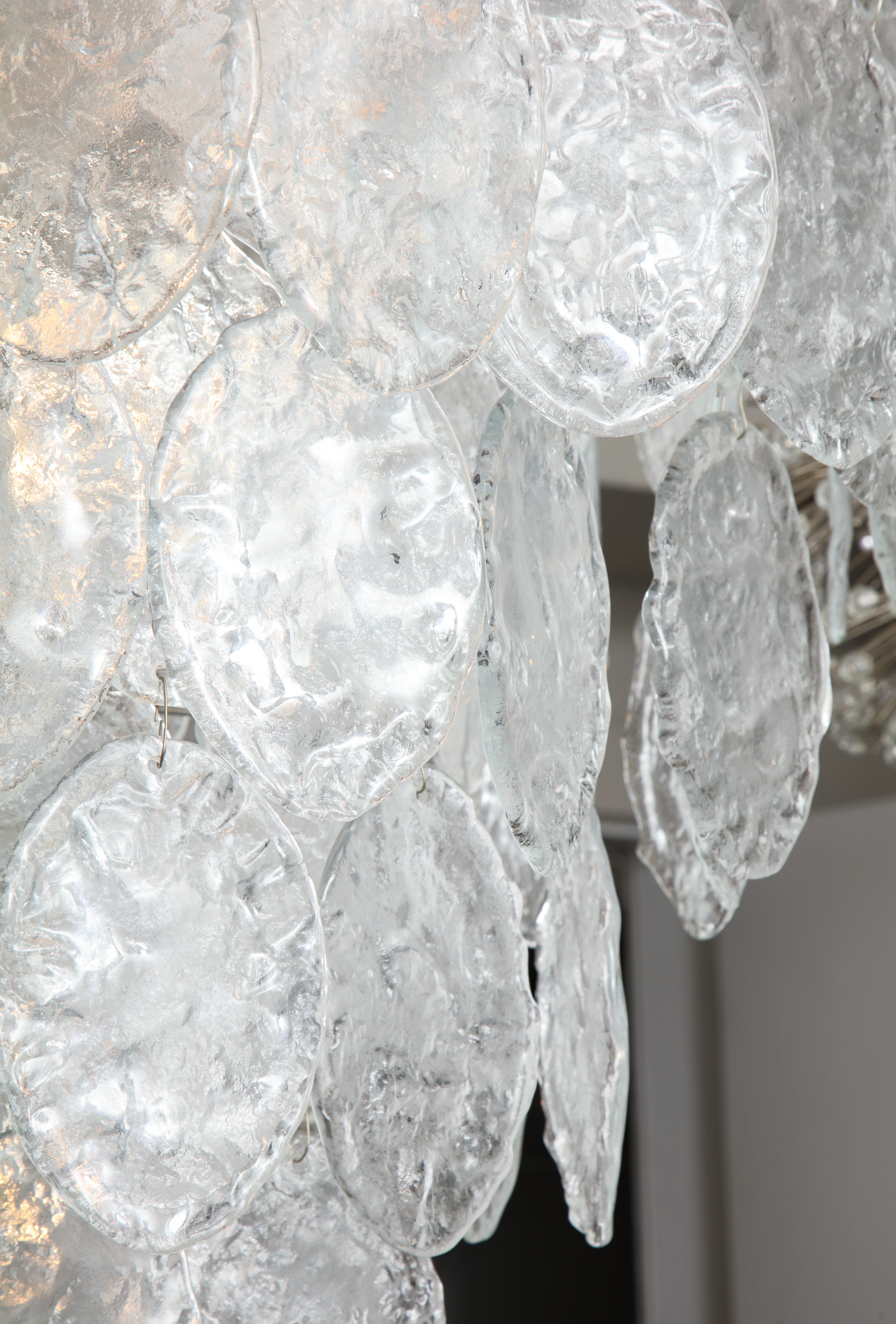 Large Clear Murano Hammered Texture Glass Chandelier In Good Condition For Sale In New York, NY
