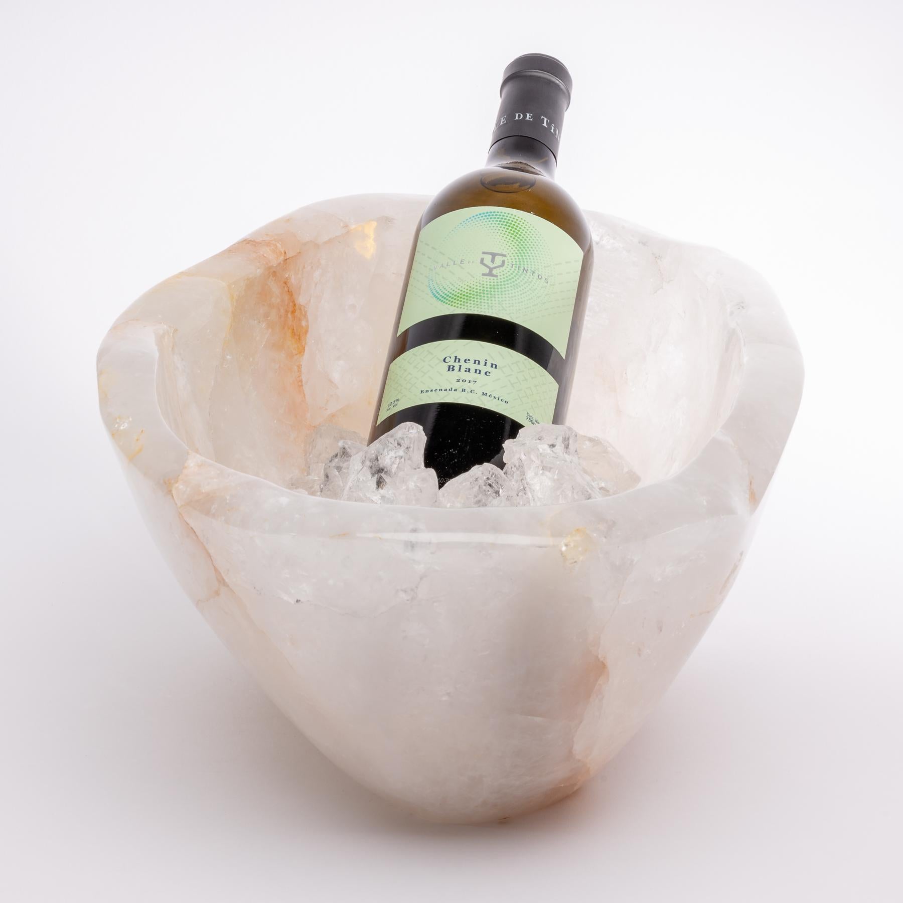 Large Clear Quartz Bowl from Madagascar Perfect for Wine and Champagne Cooler In New Condition In Polanco, CDMX