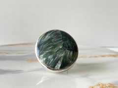Large clinochlore seraphinite silver ring