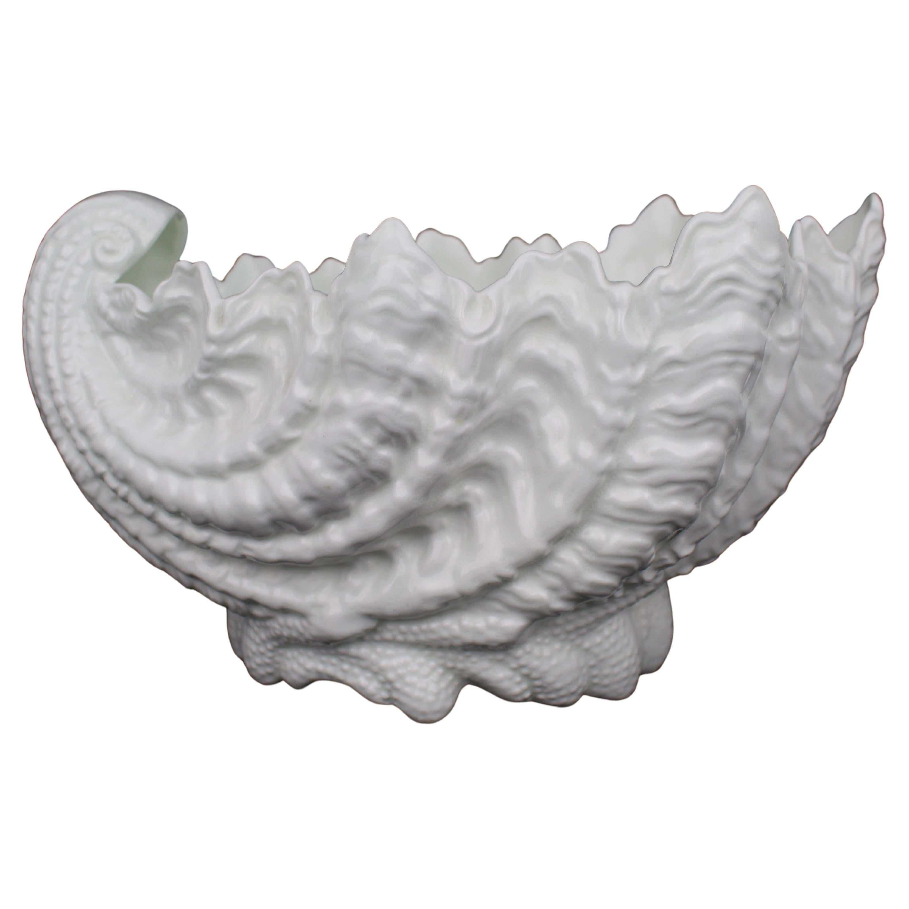 Large Coalport Shell Form Porcelain Sweet Dish, England, circa 1890 For Sale