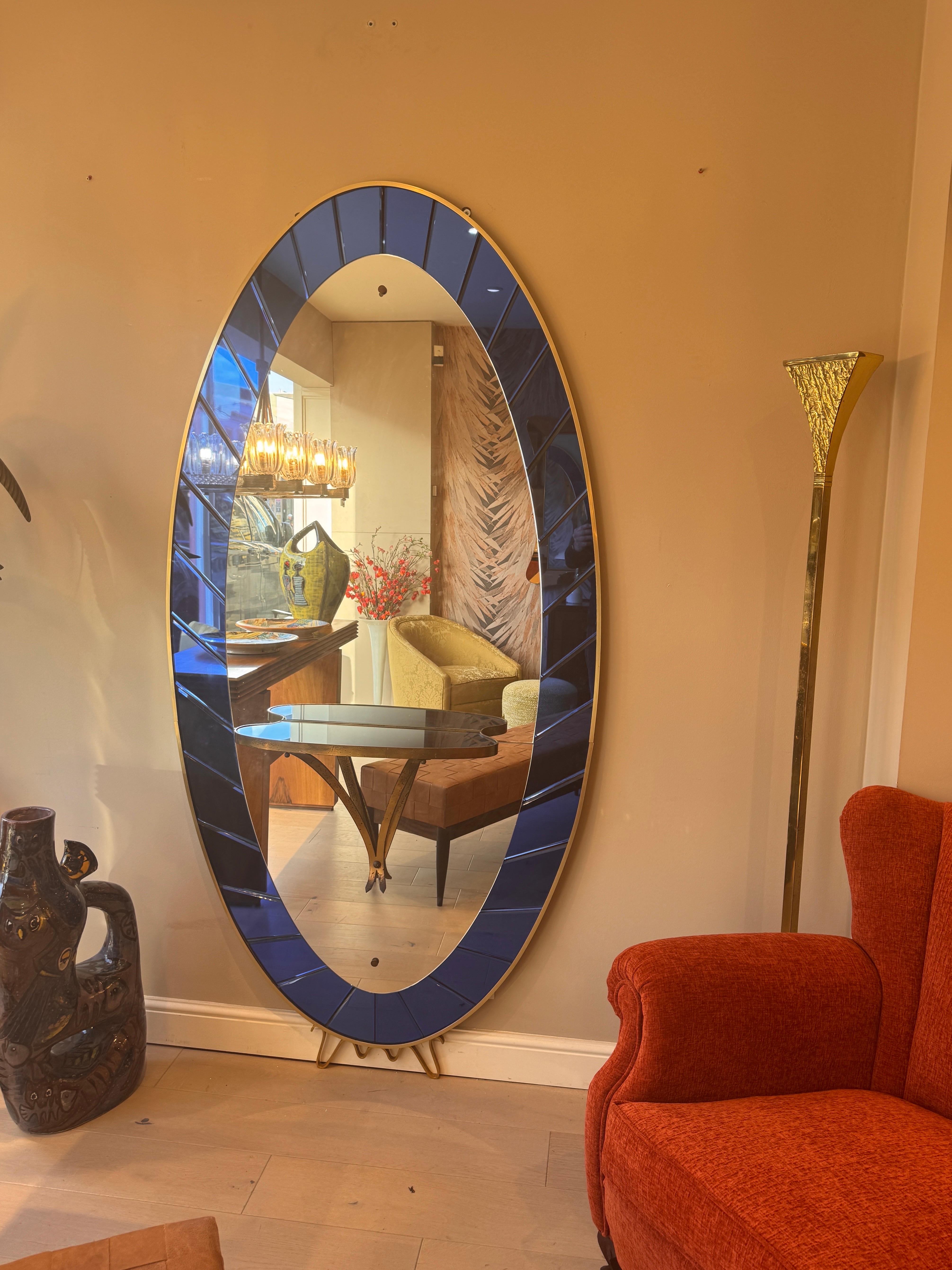 Italiano Grande specchio e console blu cobalto di Cristal Arte in vendita