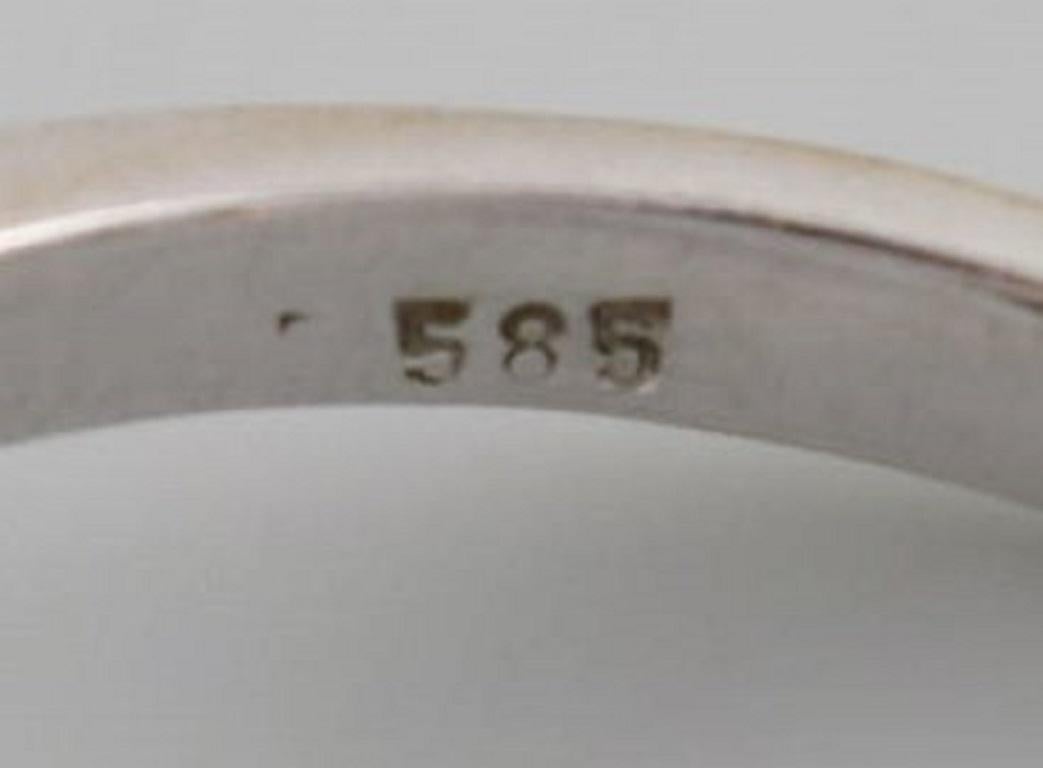 Large Cocktail Ring in 14 Carat White Gold with Oval Facet Cut Black Diamond In Good Condition For Sale In bronshoj, DK