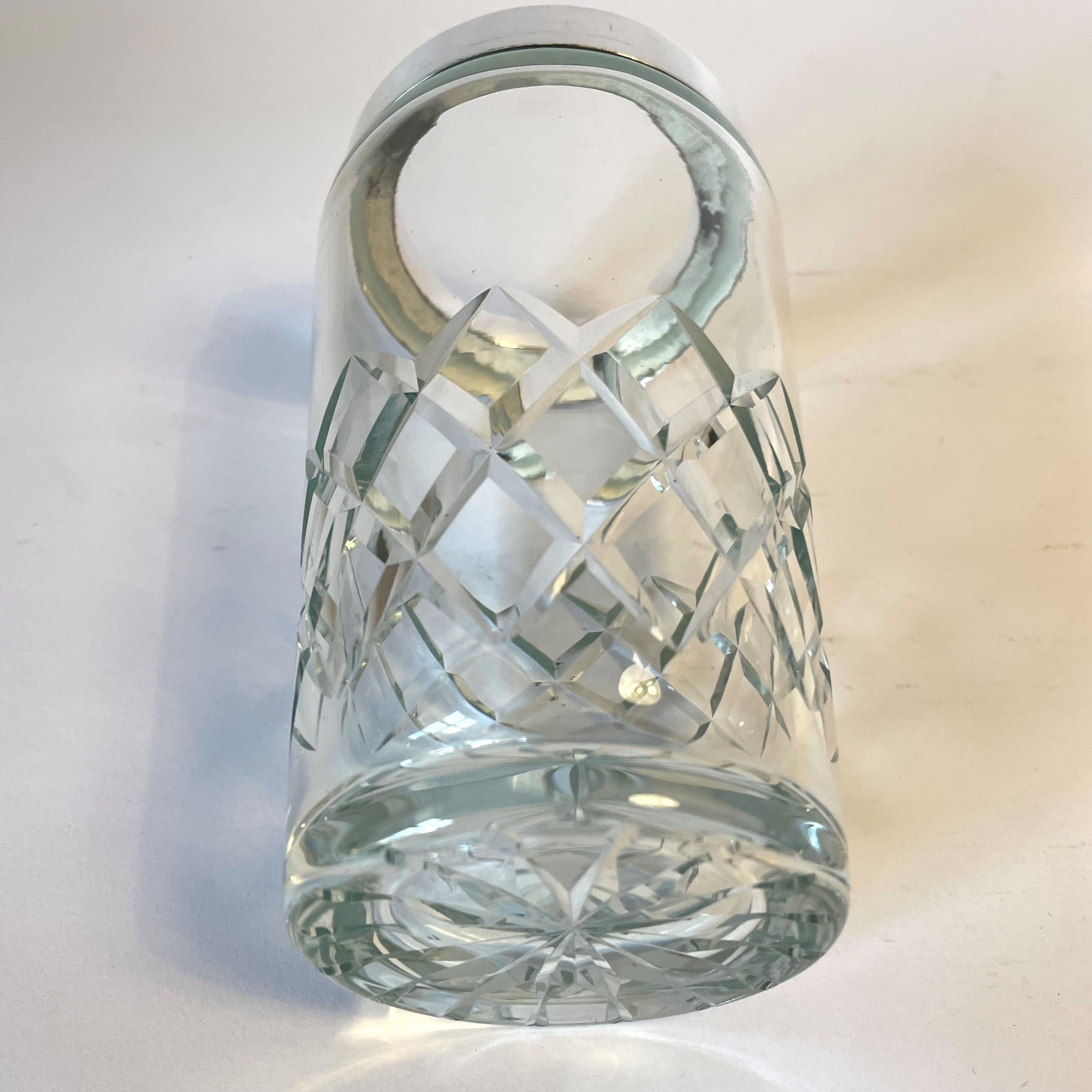 Large Cocktail Shaker in Chrystal In Good Condition For Sale In Knivsta, SE
