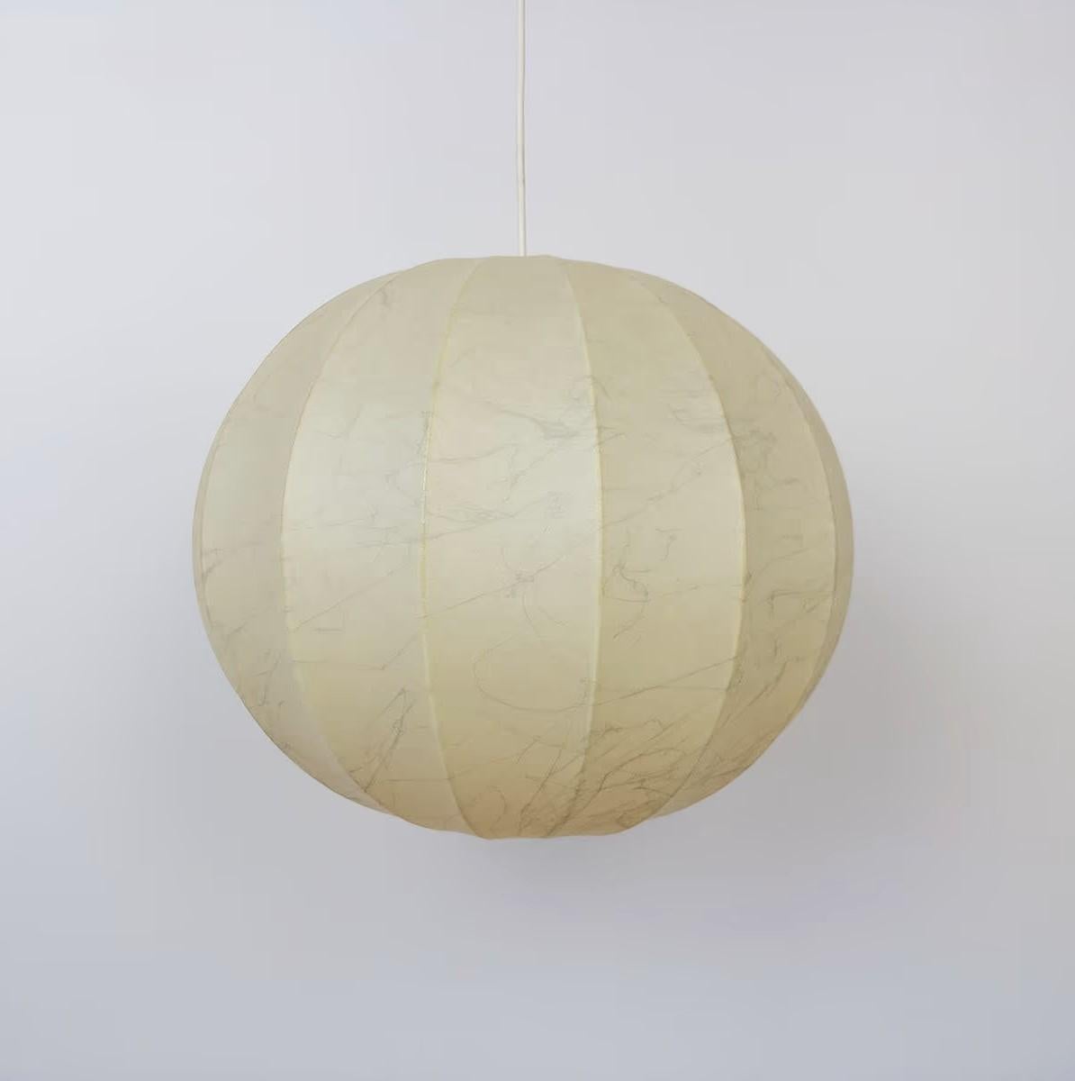 Mid-Century Modern Grand pendentif boule de cocon par Achille & Pier Giacomo Castiglioni pour Flos, années 1960 en vente