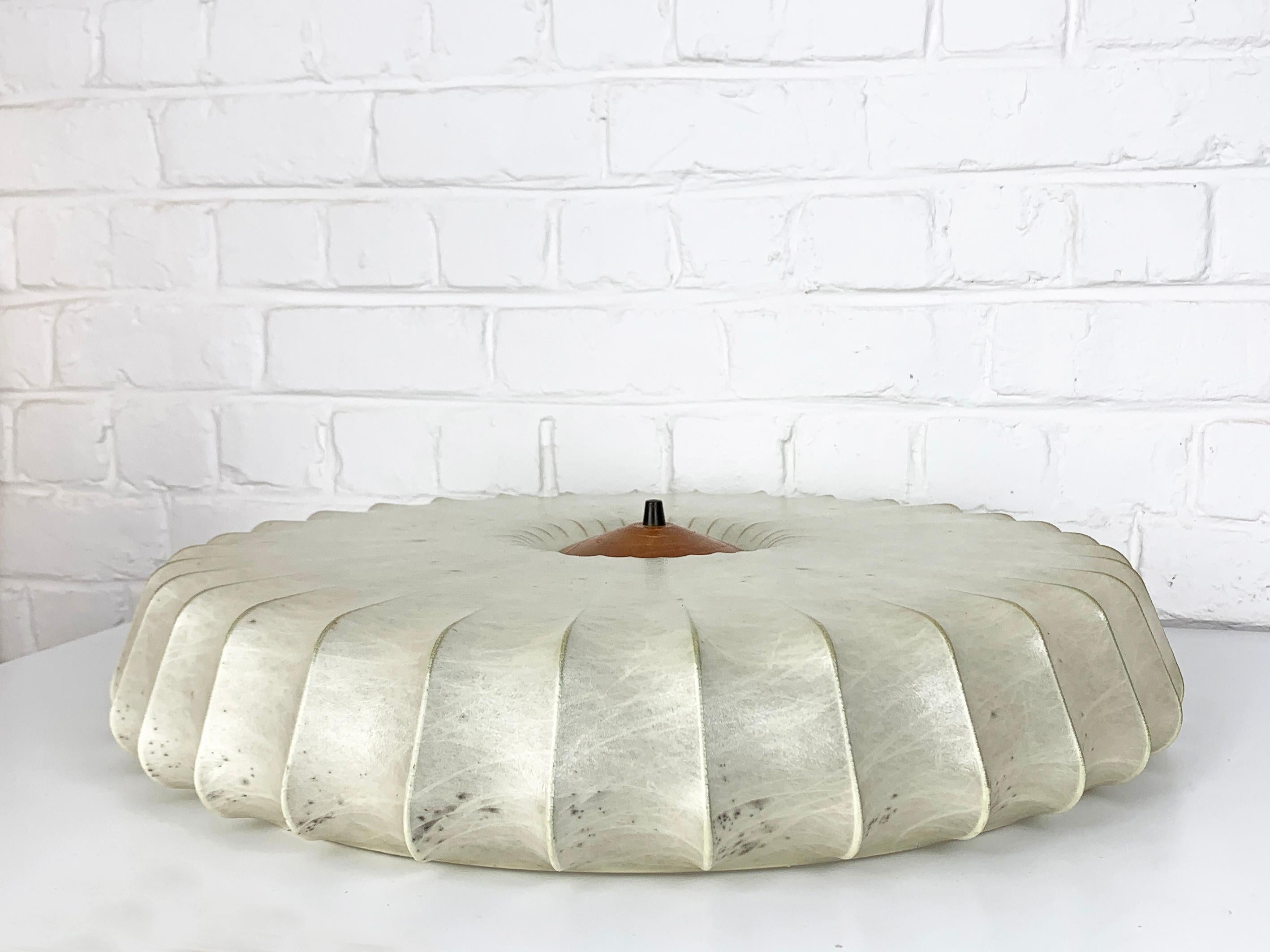 Large Cocoon Flush ceiling light, Friedel Wauer for Goldkant Leuchten, 1960s 4