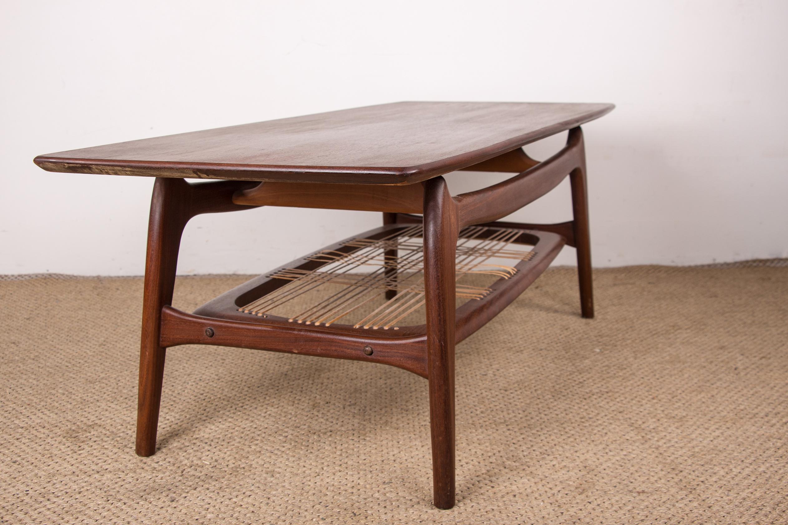 Large Coffee Table, 2 levels, in Teak and Rattan, Louis van Teeffelen for WéBé. For Sale 6