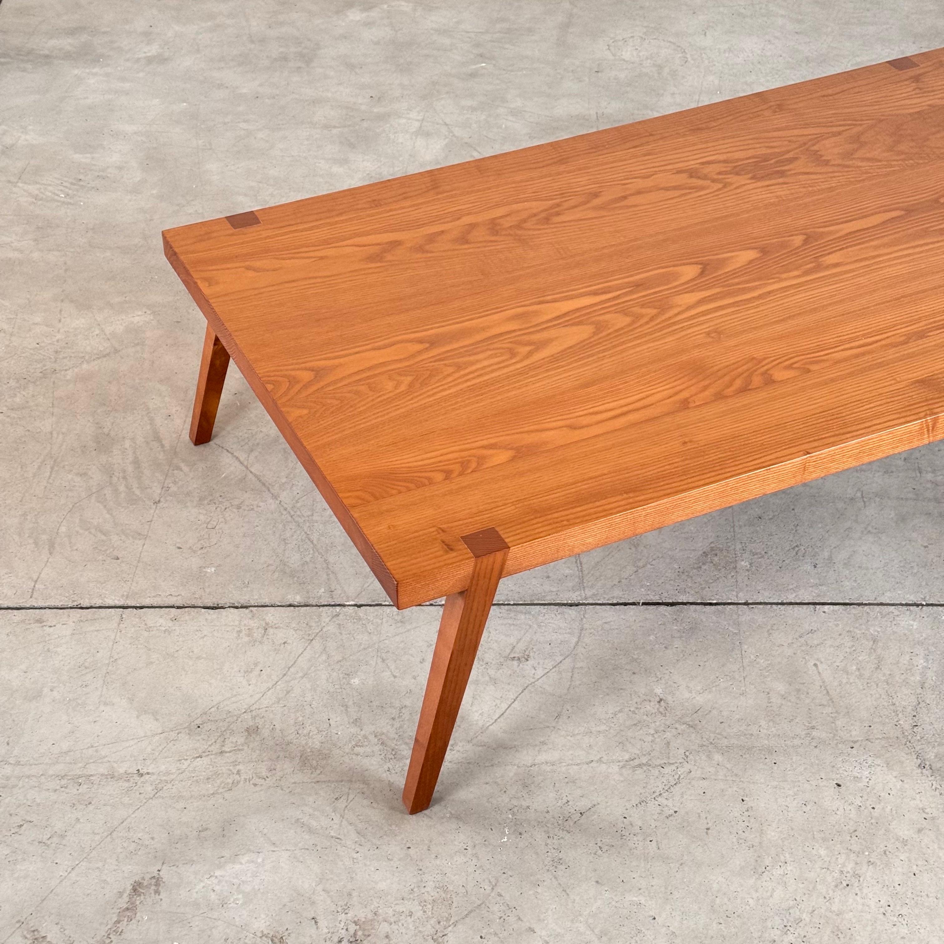 italien Grande table basse en noyer par Centro Studio Flexform, 1988 en vente