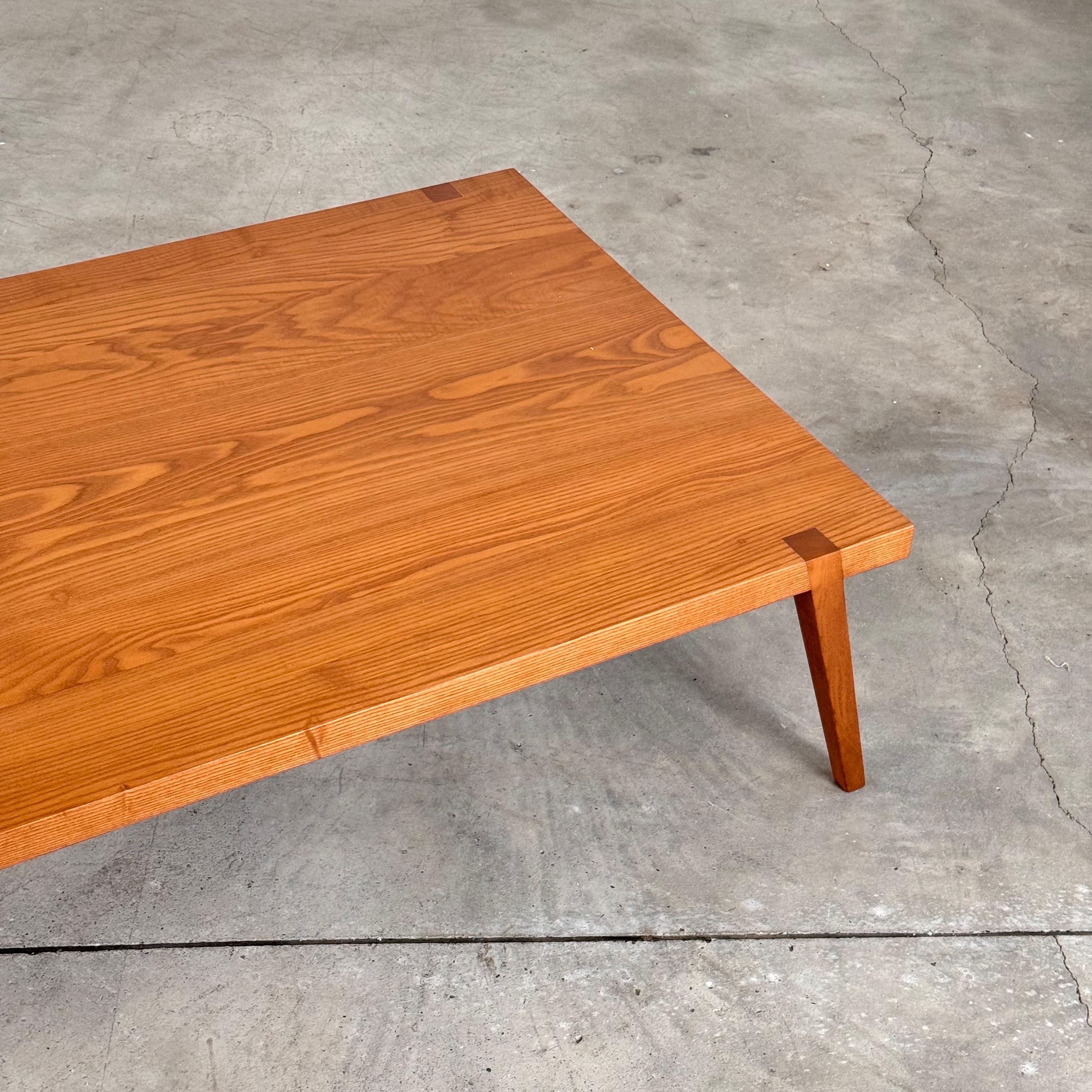 Grande table basse en noyer par Centro Studio Flexform, 1988 Bon état - En vente à Bagnolo Mella, Brescia