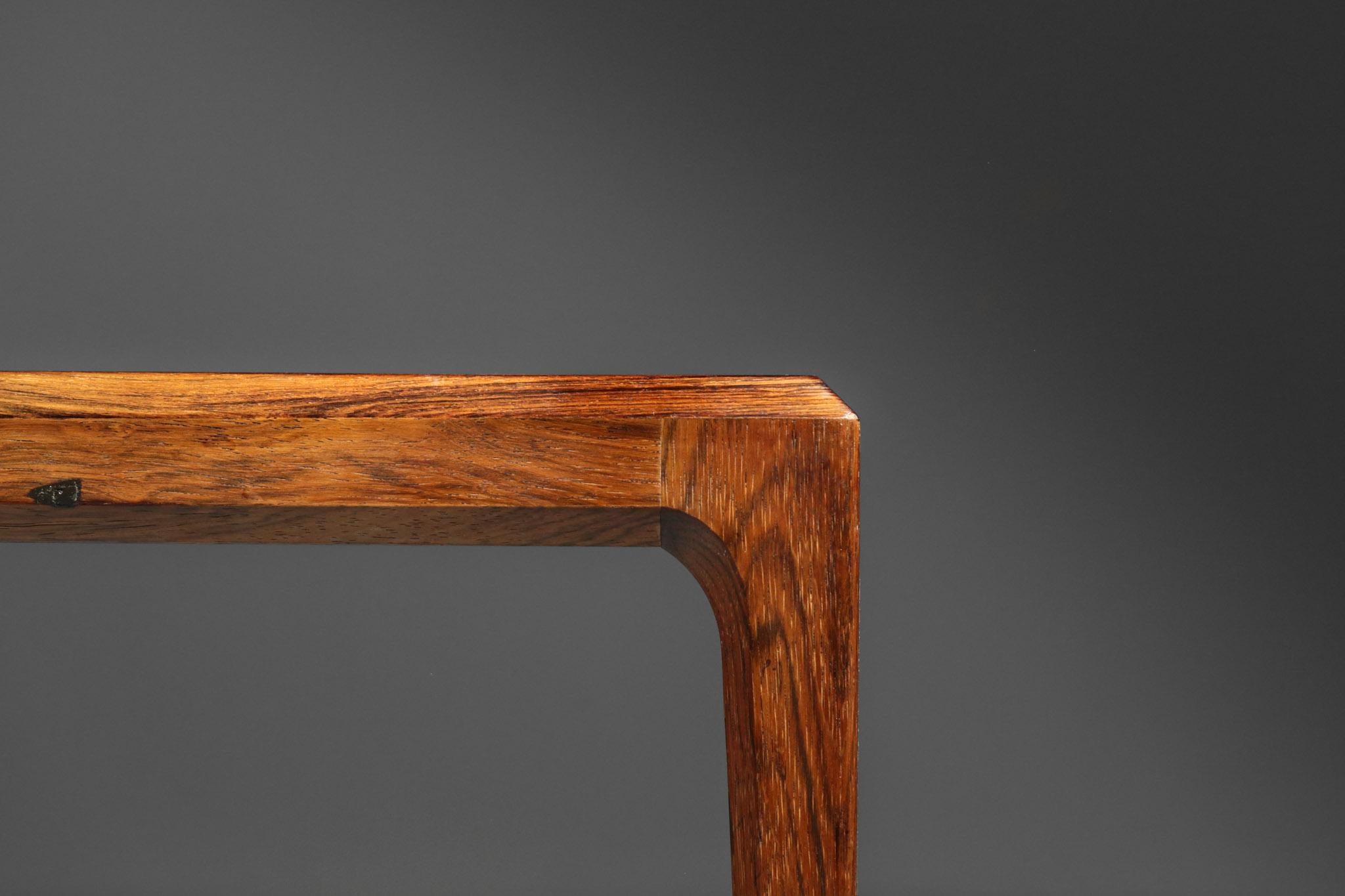 Grande table basse de Johannes Andersen, bois de rose et céramique en vente 8