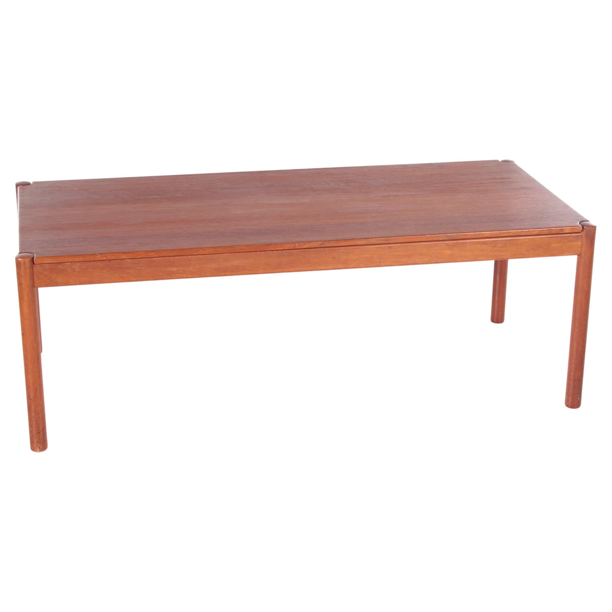 Grande table basse danoise de Magnus Olesen