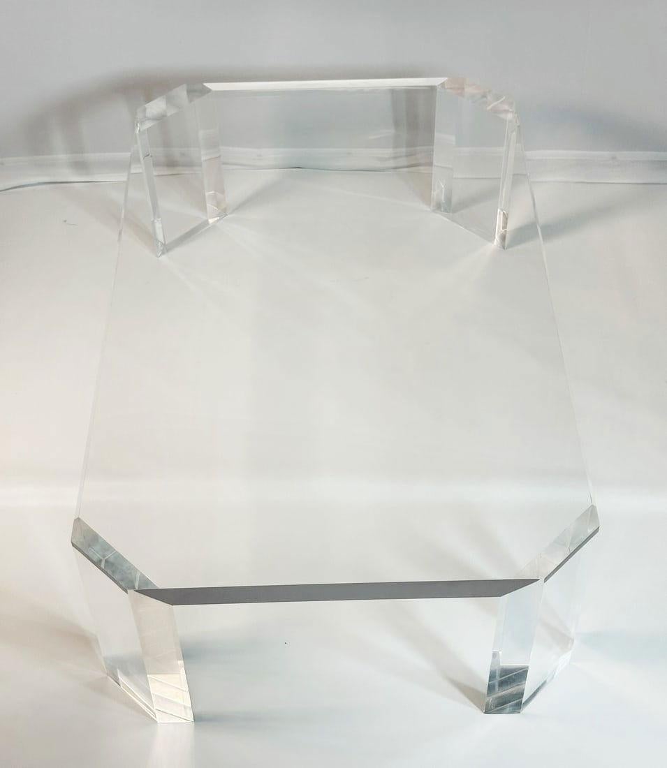 Américain Grande table basse en lucite solide de 2 pouces par Charles Hollis Jones, modèle 505, USA 19 en vente