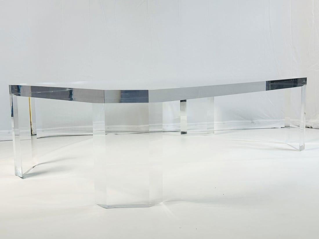 Fait main Grande table basse en lucite solide de 2 pouces par Charles Hollis Jones, modèle 505, USA 19 en vente