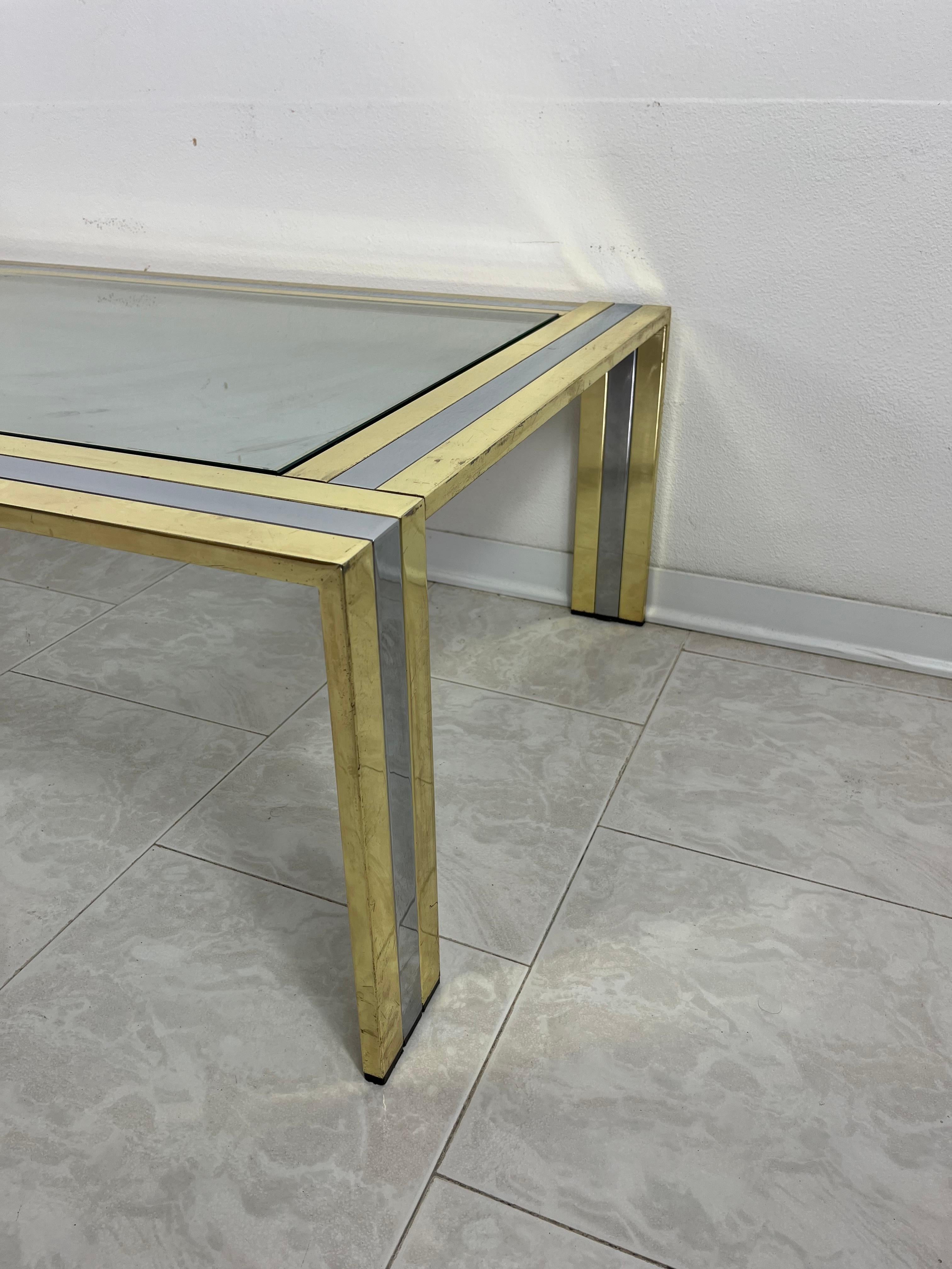 Grande table basse en laiton et métal chromé attribuée à Romeo Rega, 1970 en vente 2