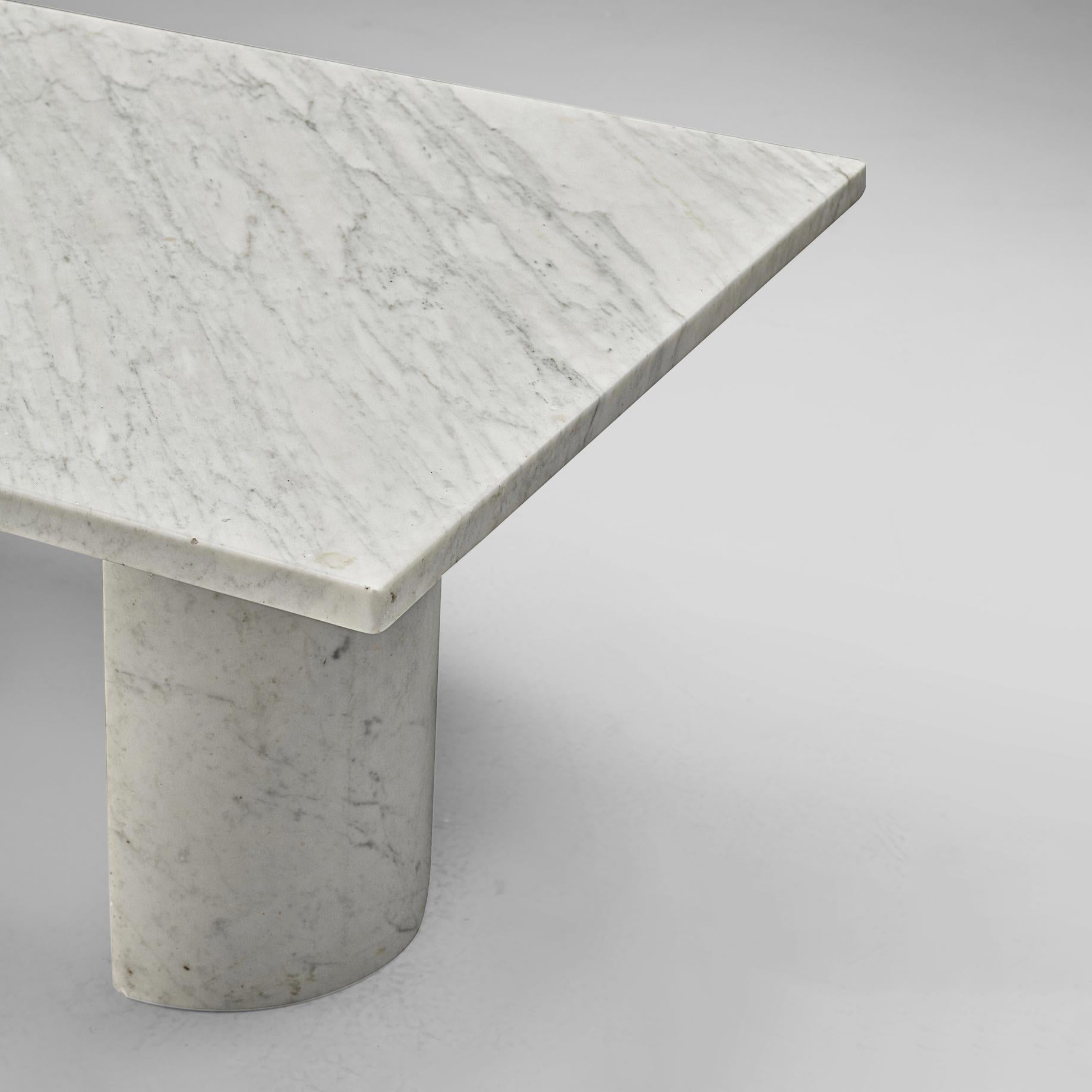 Large Coffee Table in Carrara Marble In Good Condition In Waalwijk, NL