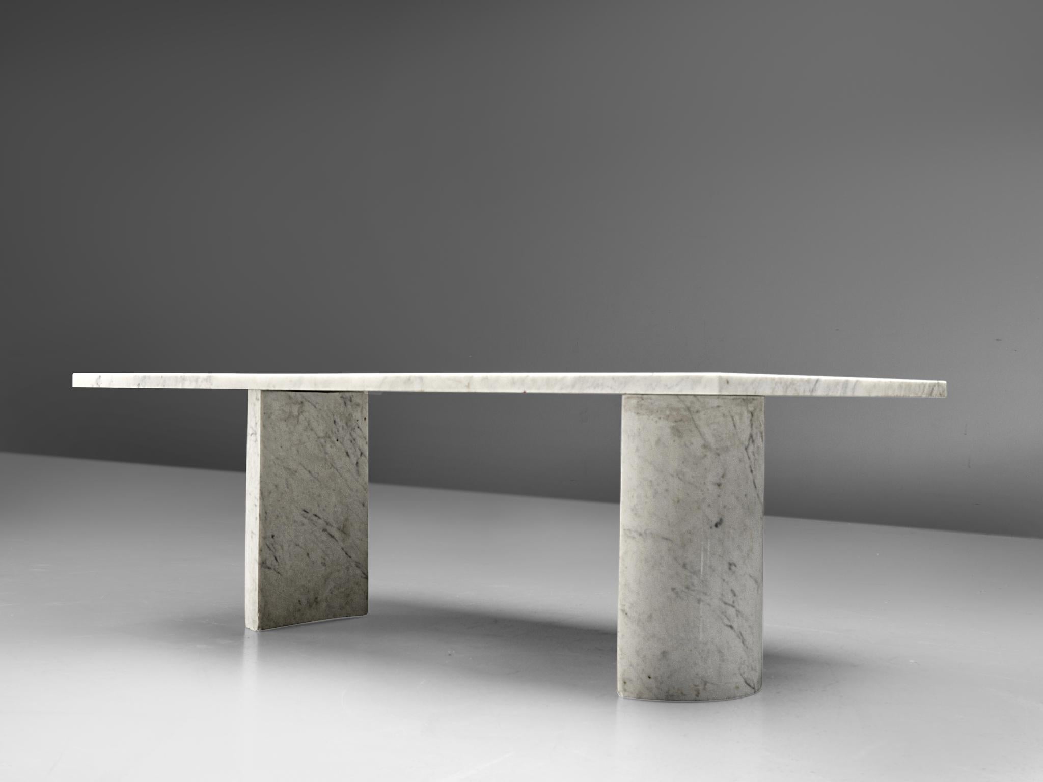 Large Coffee Table in Carrara Marble 1