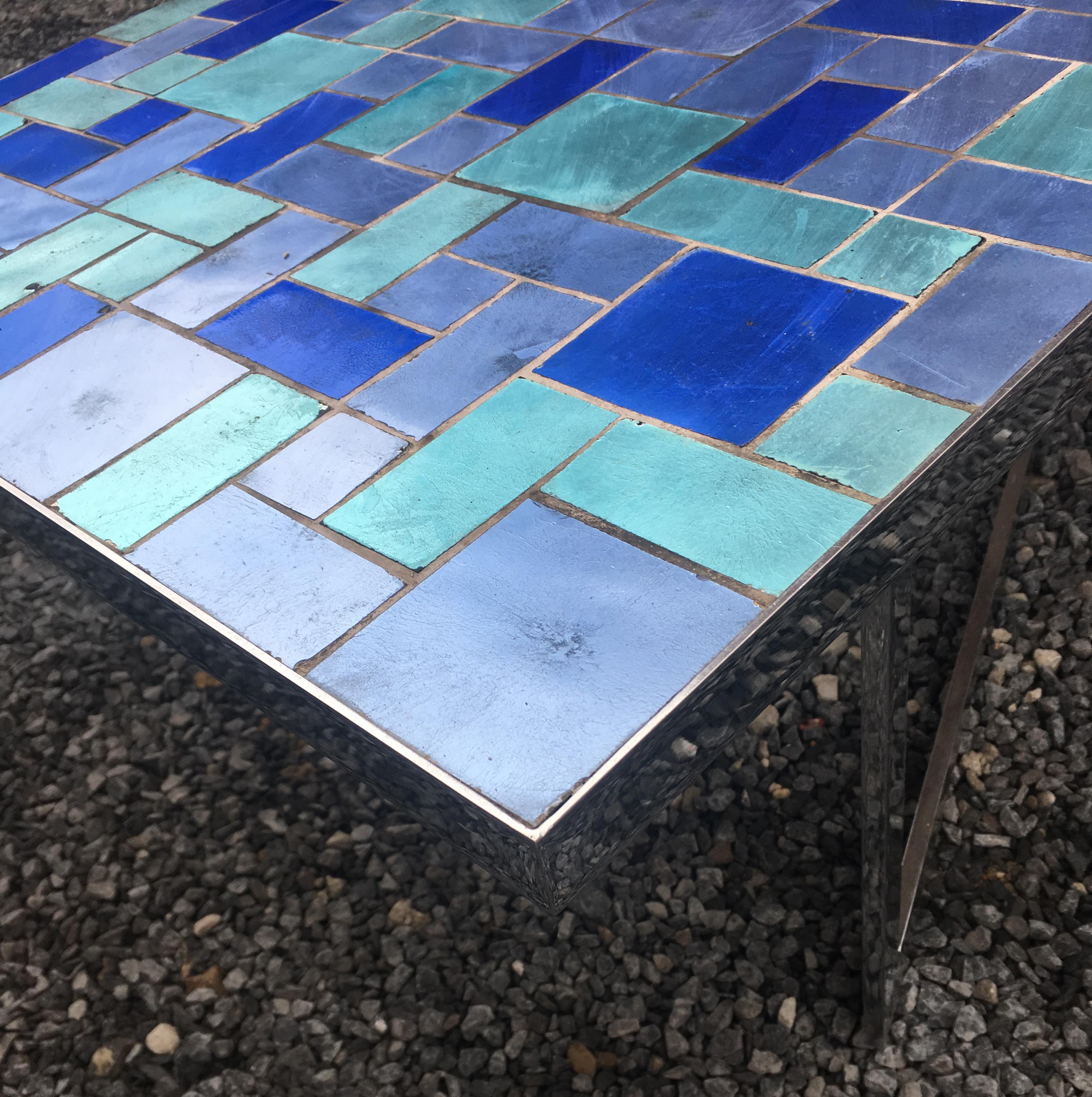 Large Coffee Table in Chromed Metal and Metallic Ceramics, circa 1970 For Sale 1