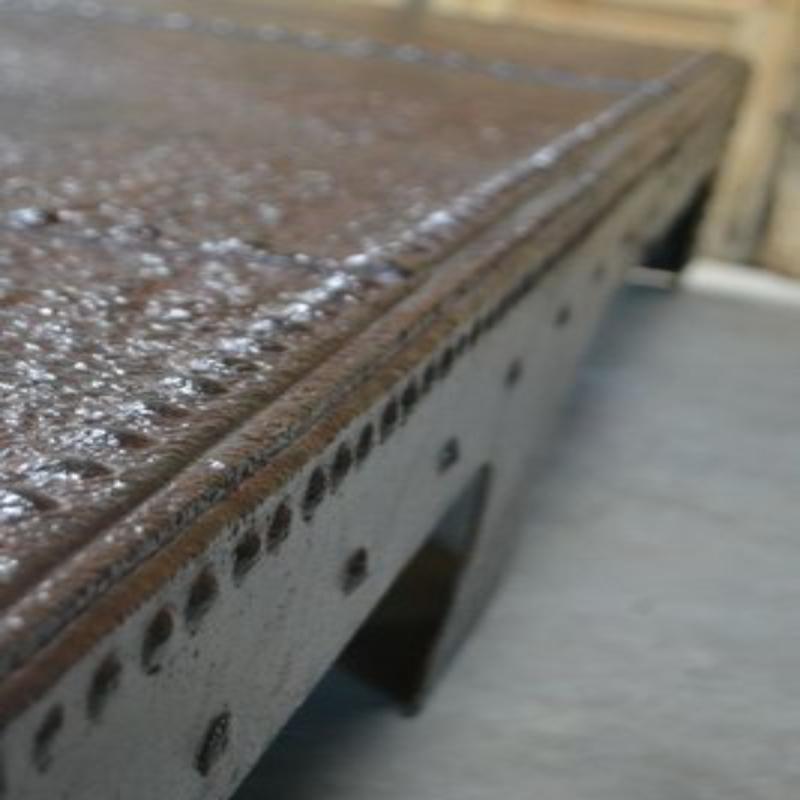 Large Coffee Table in Riveted Metal, France, 1920 For Sale 1