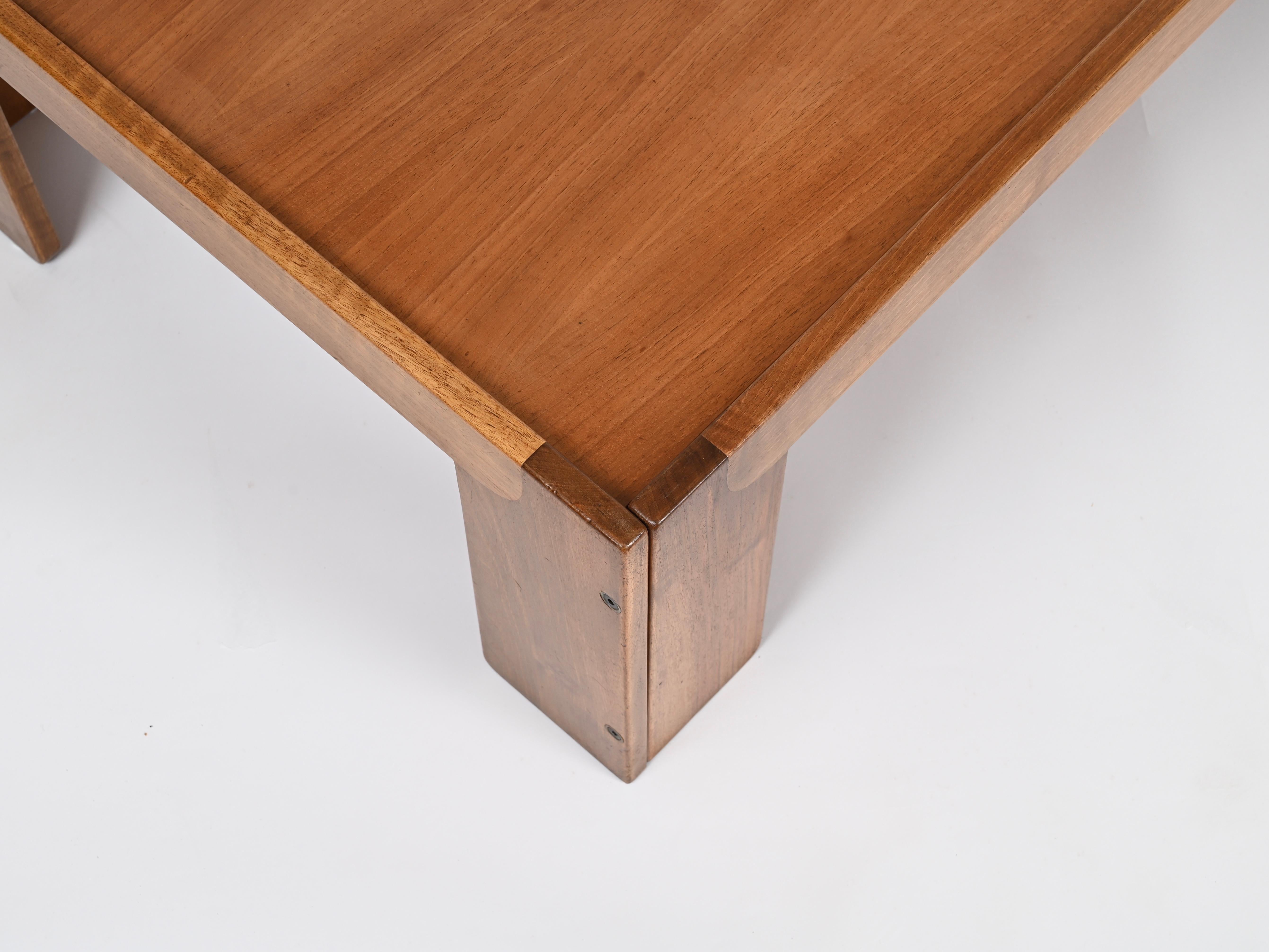 Large Coffee Table Signed by Afra and Tobia Scarpa for Cassina, Italy 1960s For Sale 5