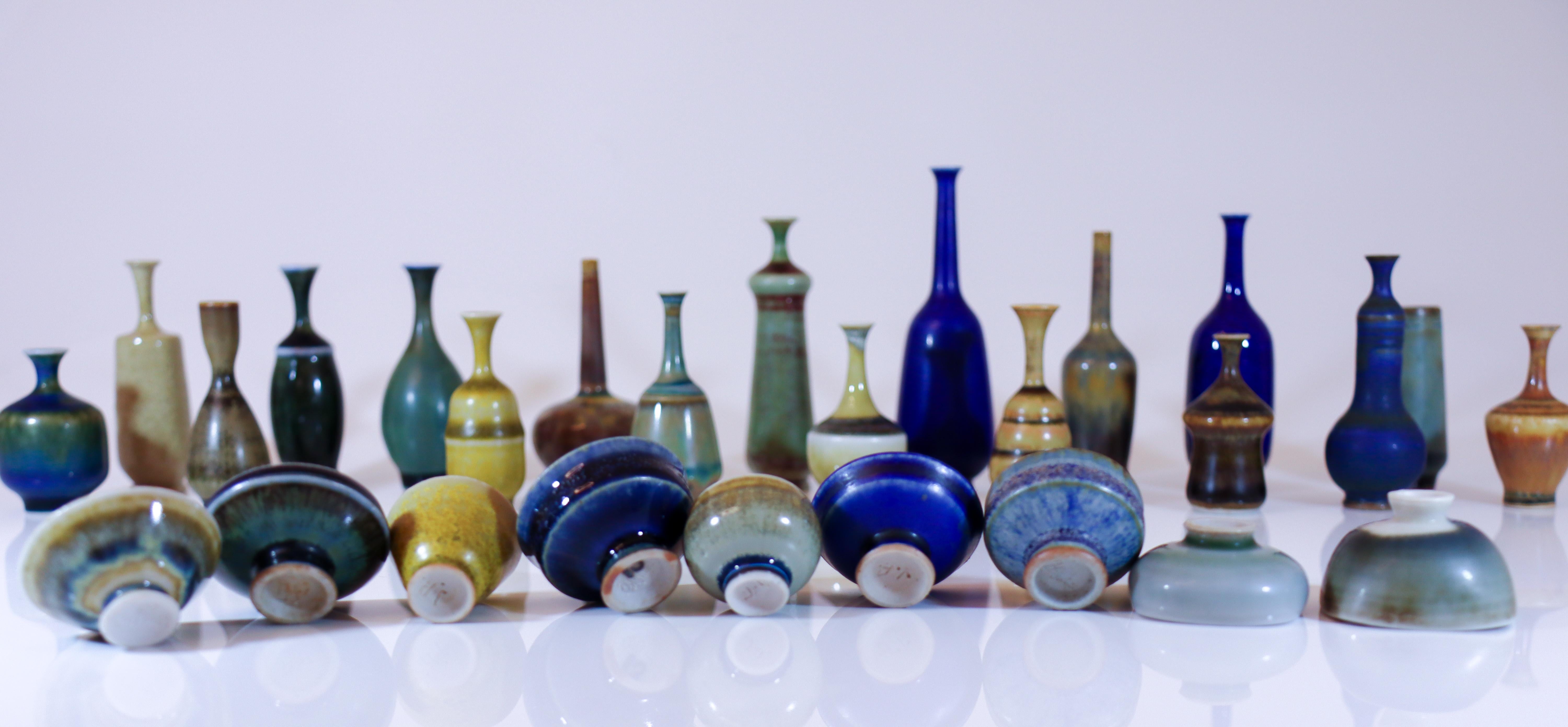 Large Collection of 27 miniature vessels - John Andersson - Höganäs For Sale 4