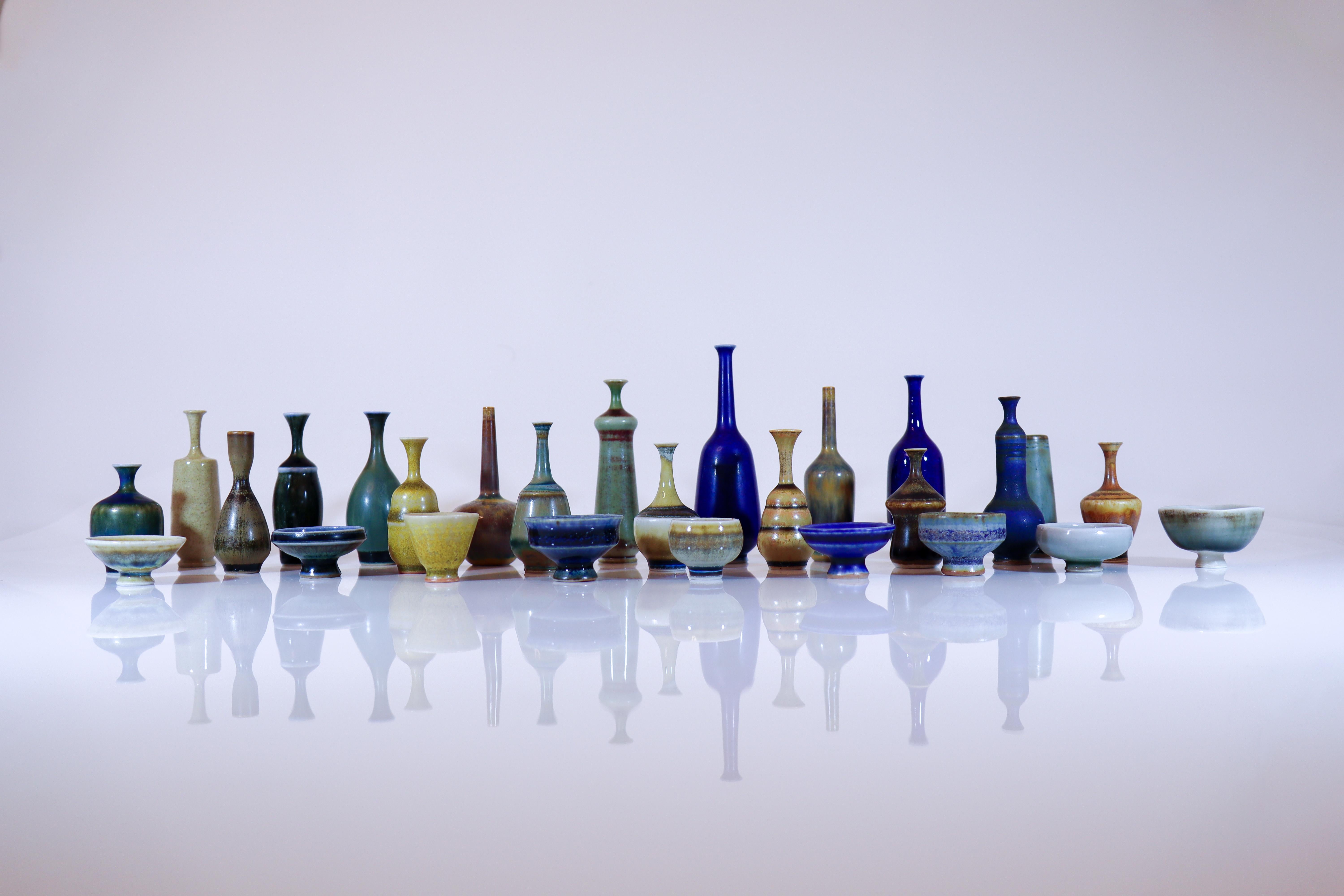 Stoneware Large Collection of 27 miniature vessels - John Andersson - Höganäs For Sale