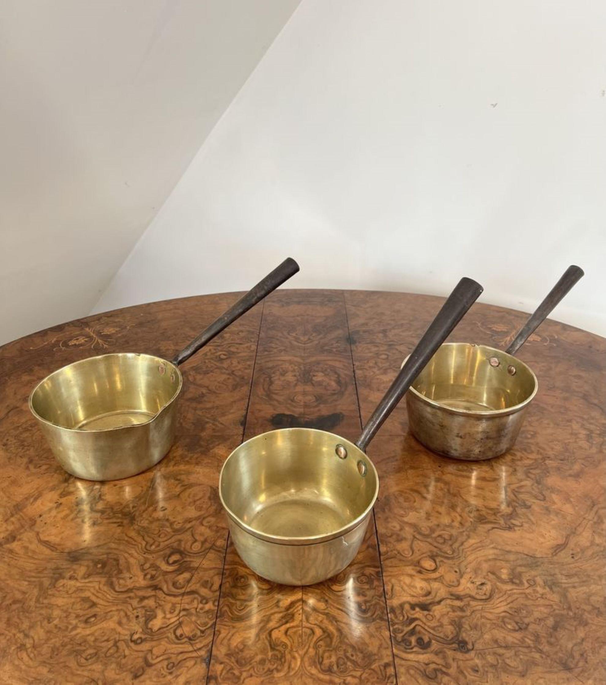 Large collection of antique Victorian heavy brass saucepans  For Sale 3