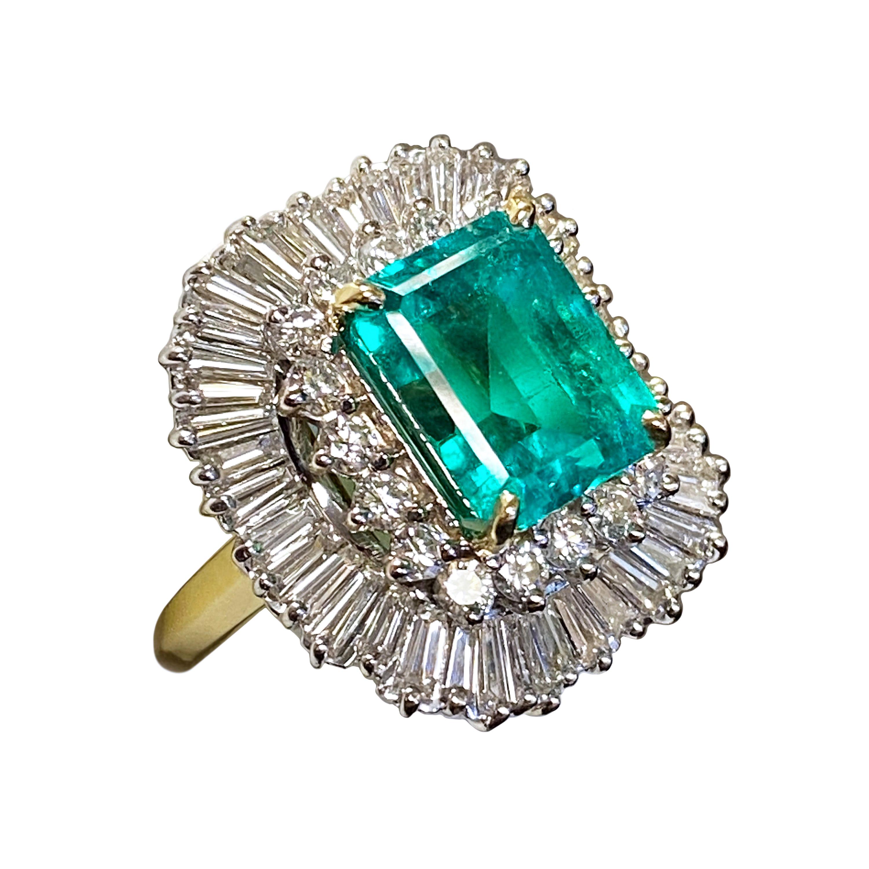 Large Colombian 6.76 Carat Emerald and Diamond Cocktail Ring
