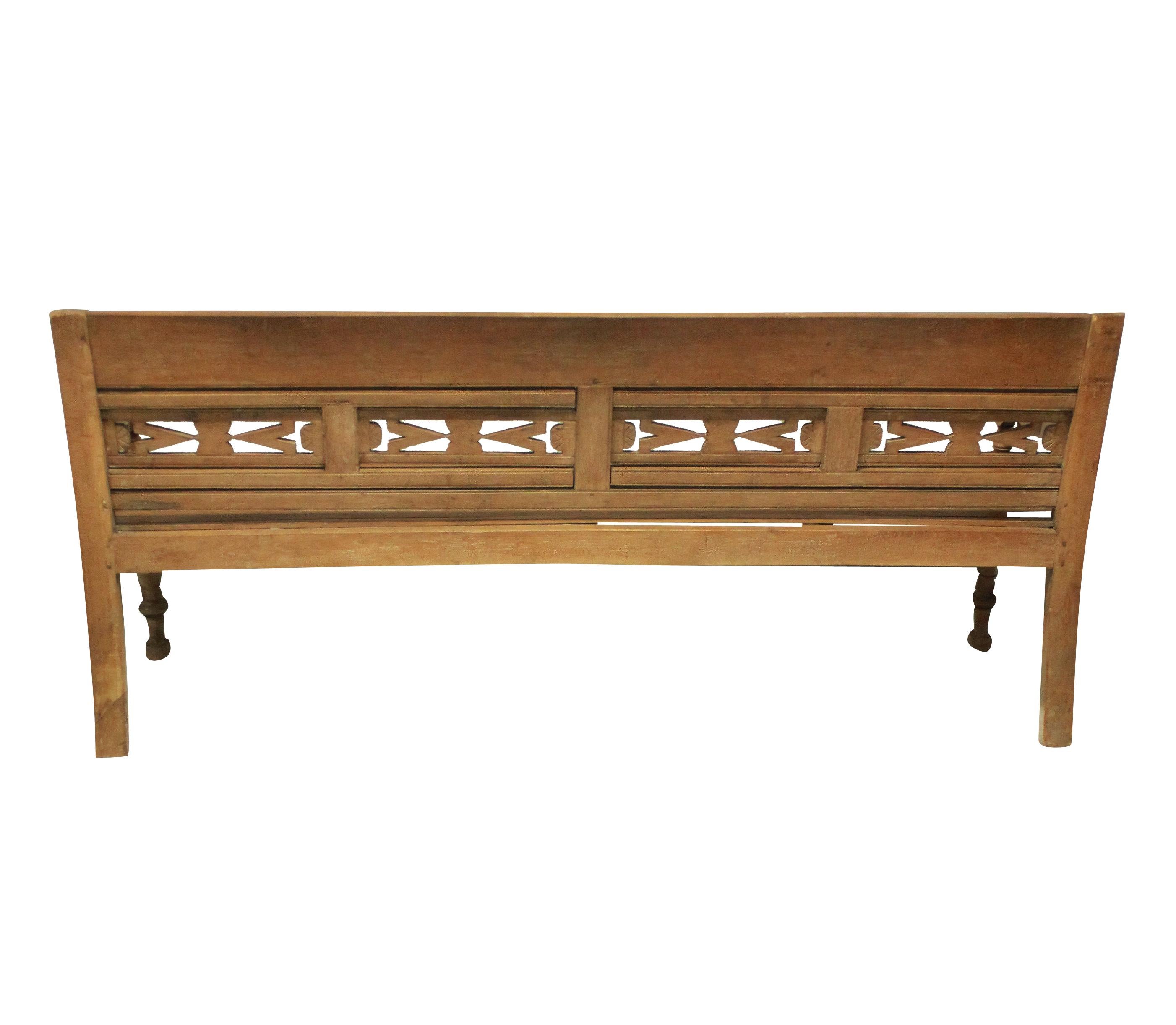 Early 20th Century Large Colonial Anglo-Indian Teak Hall Bench
