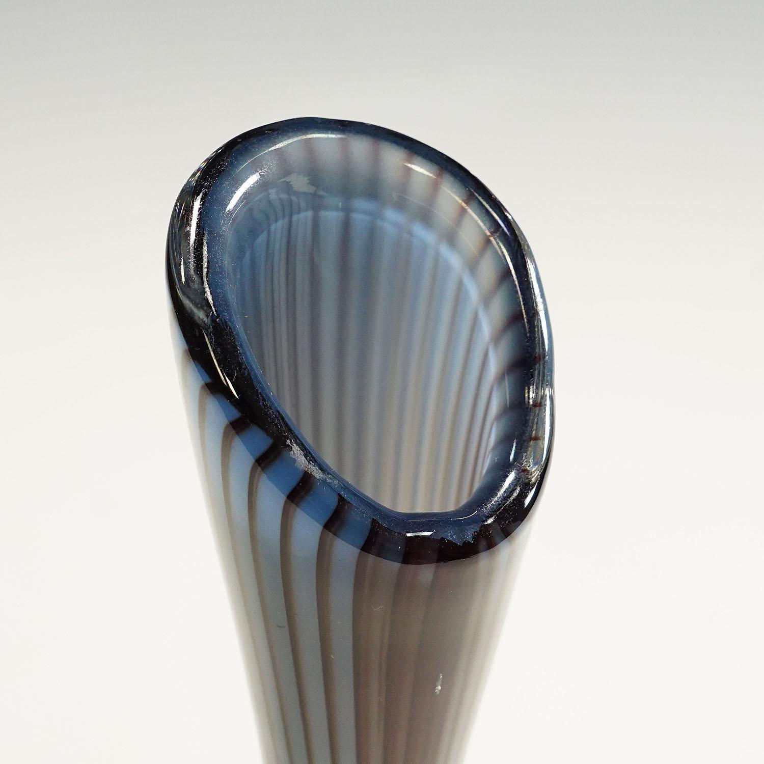 Vaso grande Colora di Vicke Lindstrand per Kosta, 1953 In condizioni buone in vendita a Berghuelen, DE